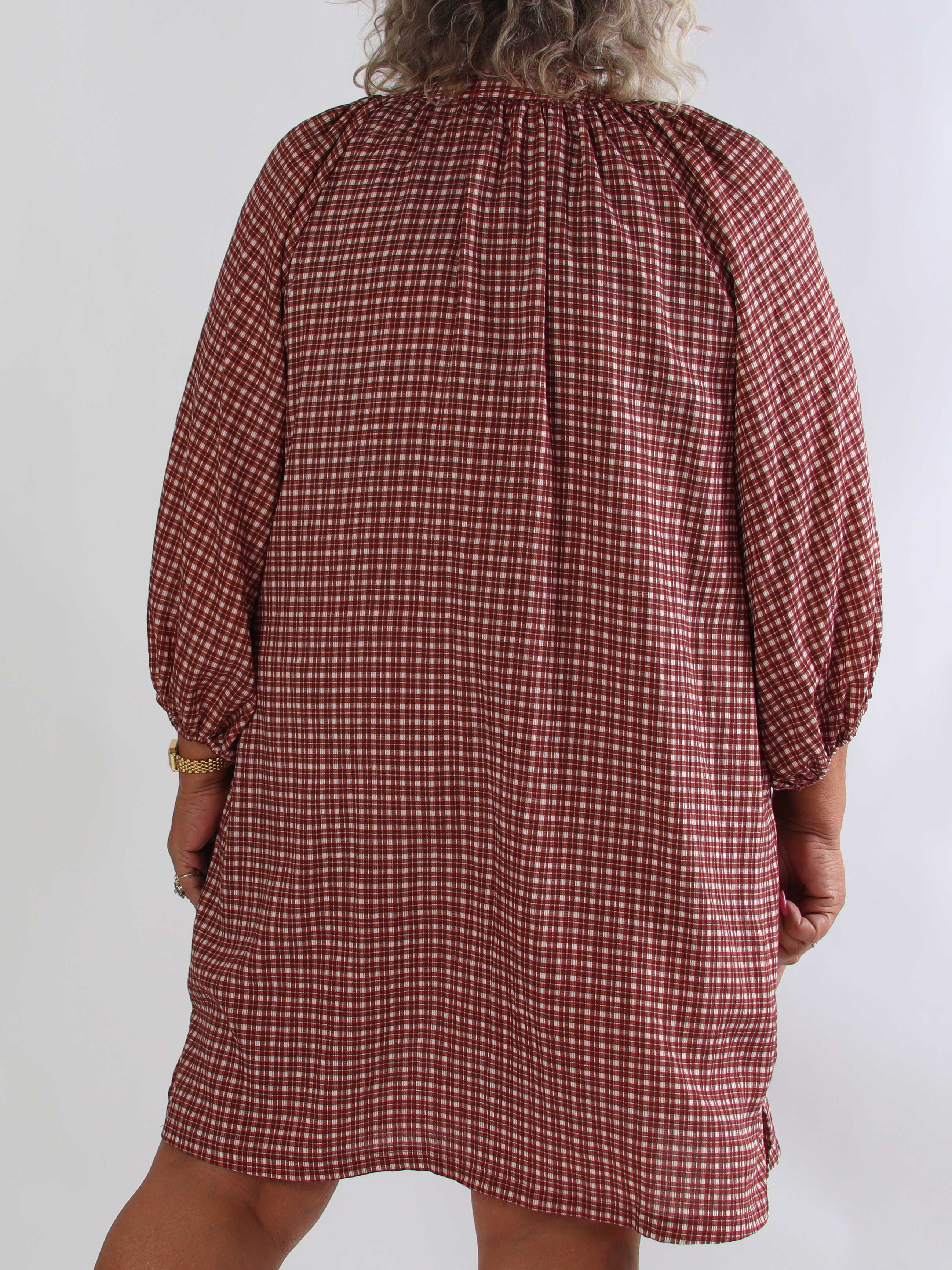 Amidala Check - Elegant ternet plus size tunikakjole i viskose