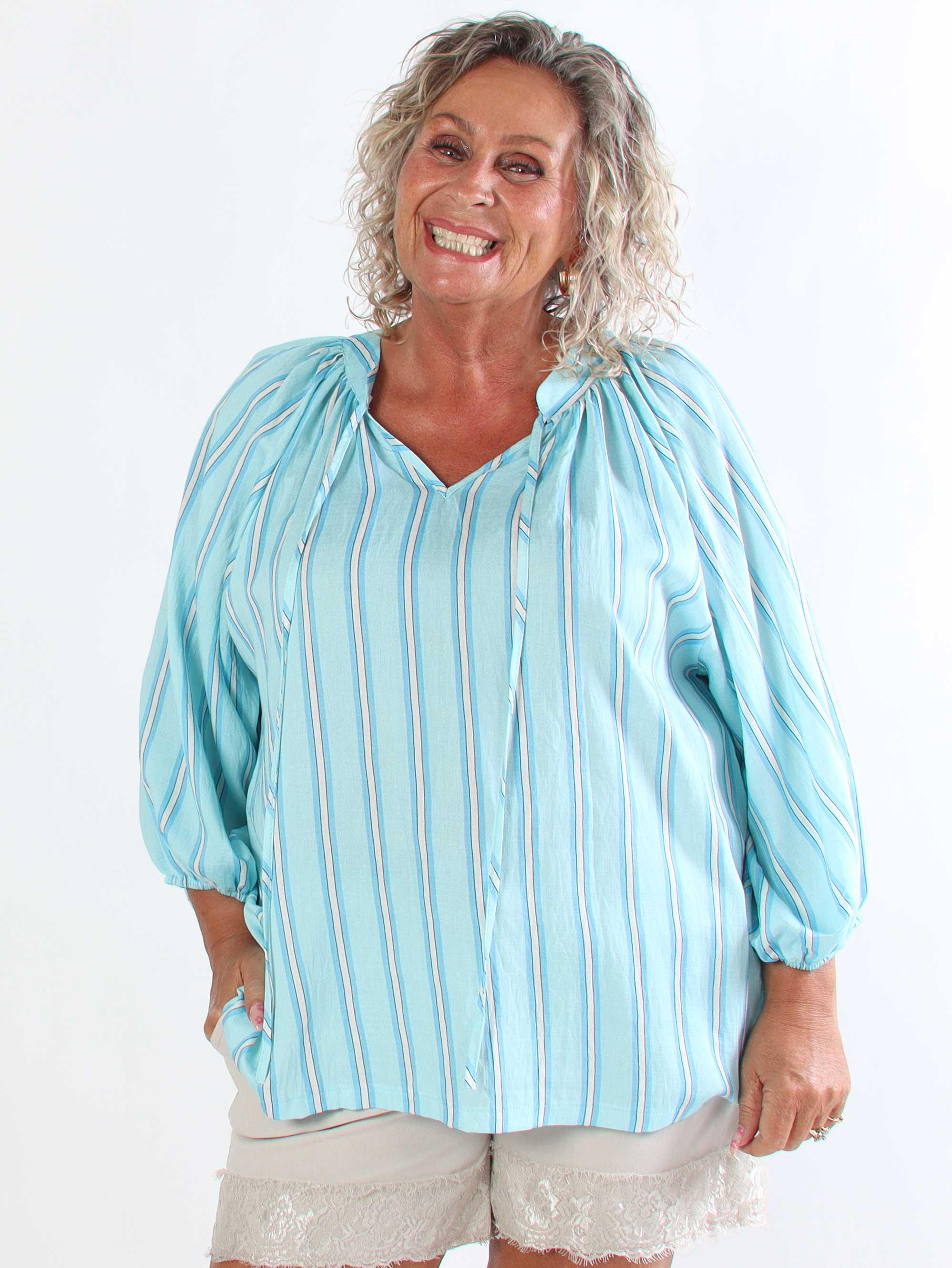 Amidala Shirt - Randig plus size tunika i en lätt viskosblandning med vackra ballongärmar