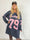 Andrea Long Sleeve – Plus size klänning i viskosblandning med basebollinspirerad design