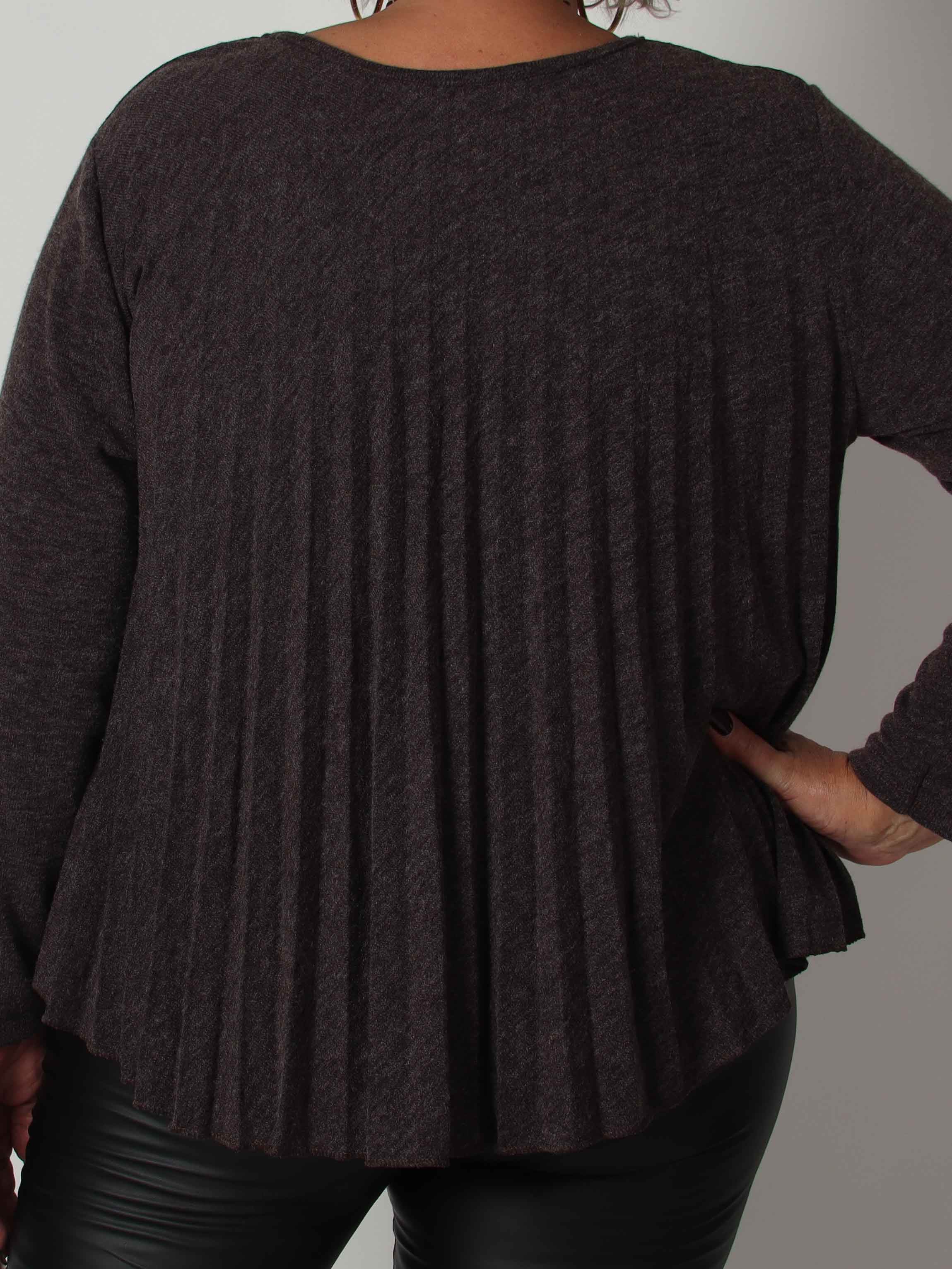 Anita Shirt - Mjuk plisserad plus size tröja i viskos och ull