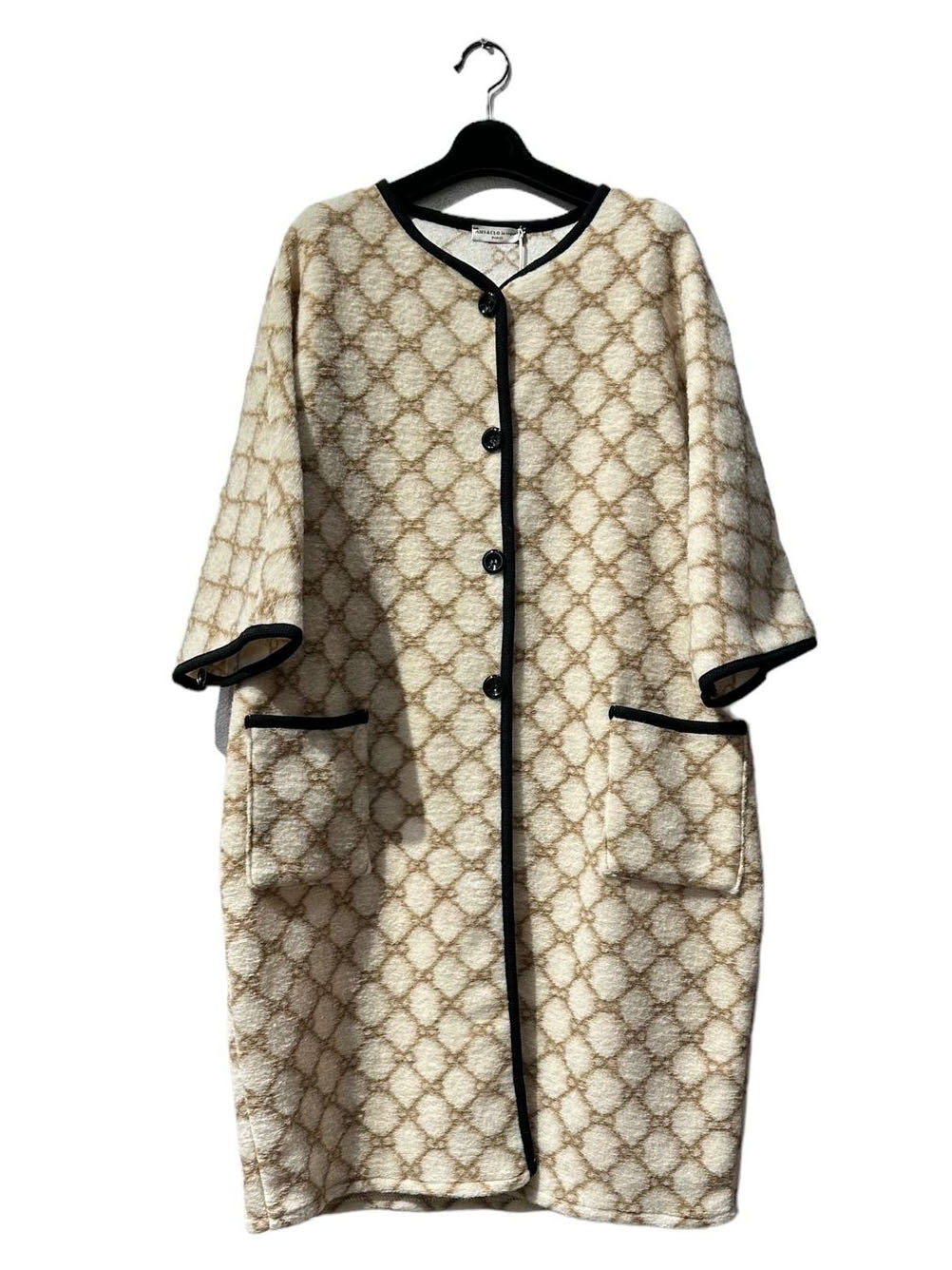 Arianna - Mönstrad plus size-kappa med ull