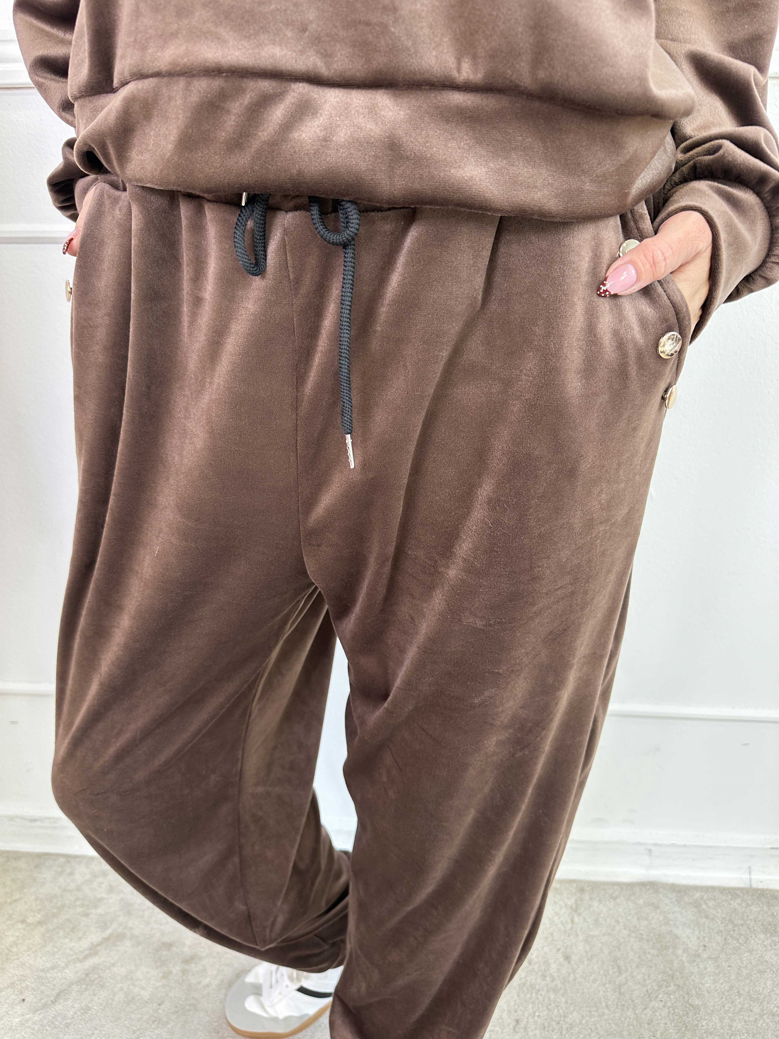 Arina - Mjukisset i velour med guldknappar