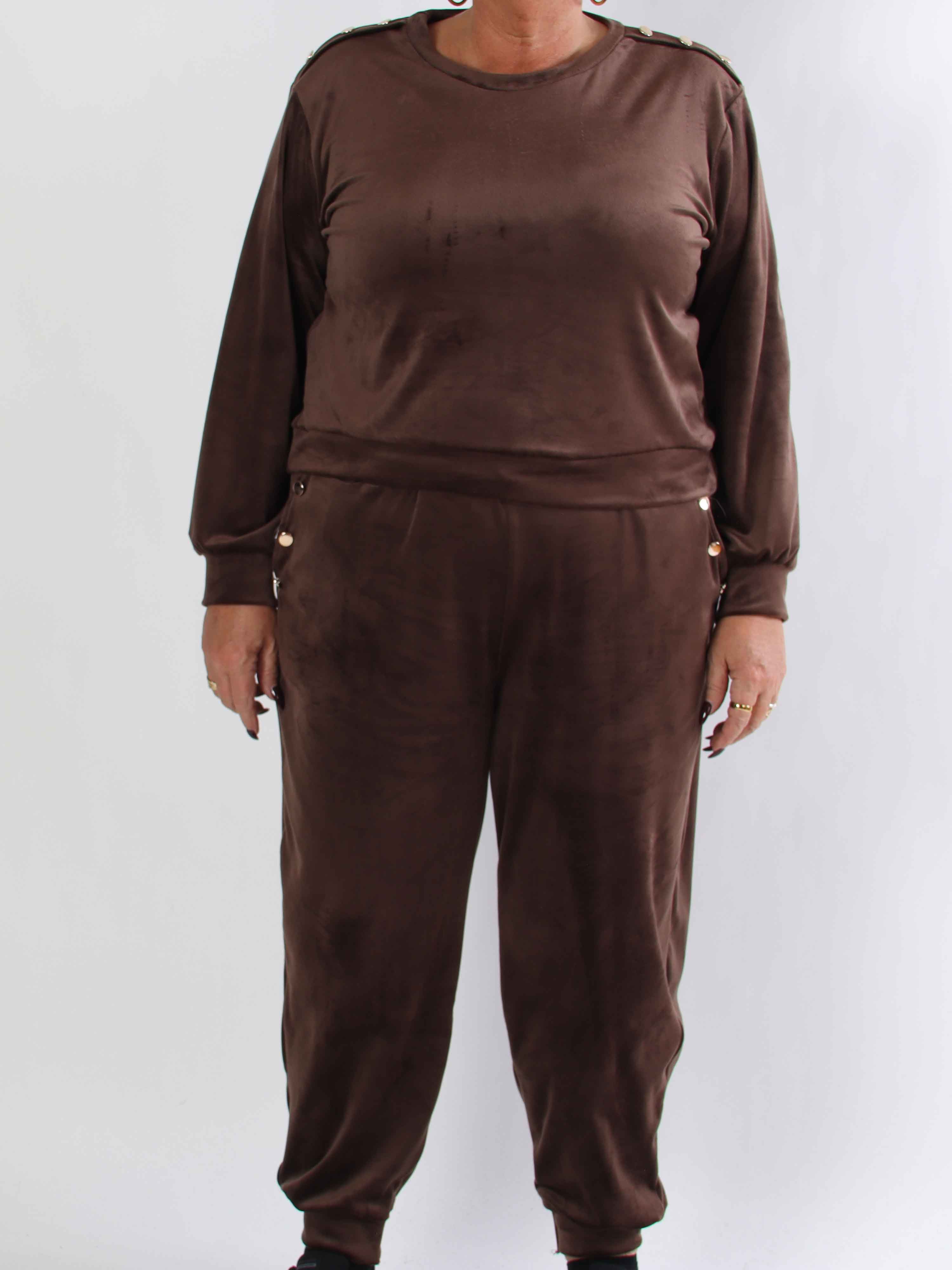Arina - Plus size mjukisset i velour med guldknappar