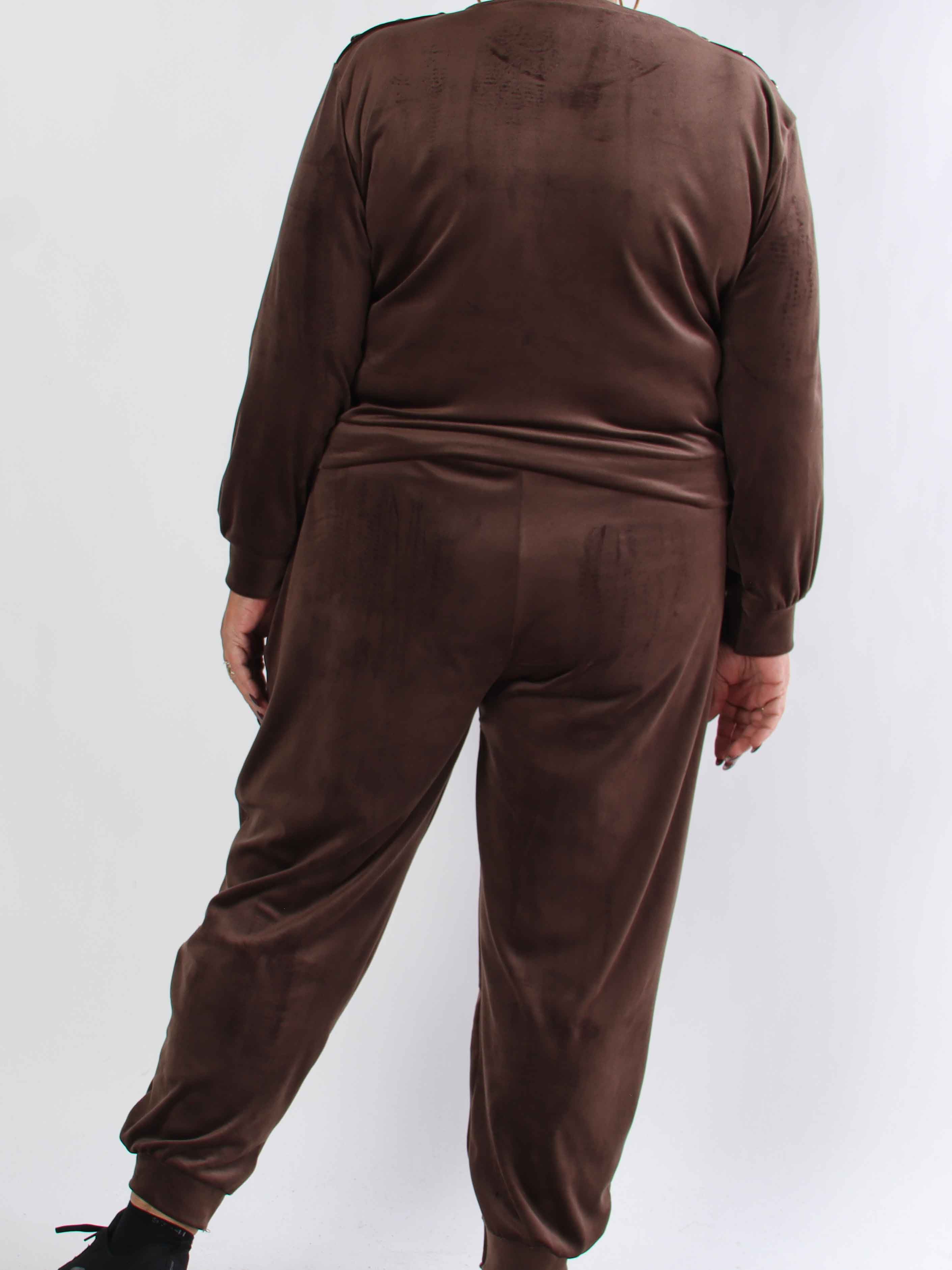 Arina - Plus size mjukisset i velour med guldknappar