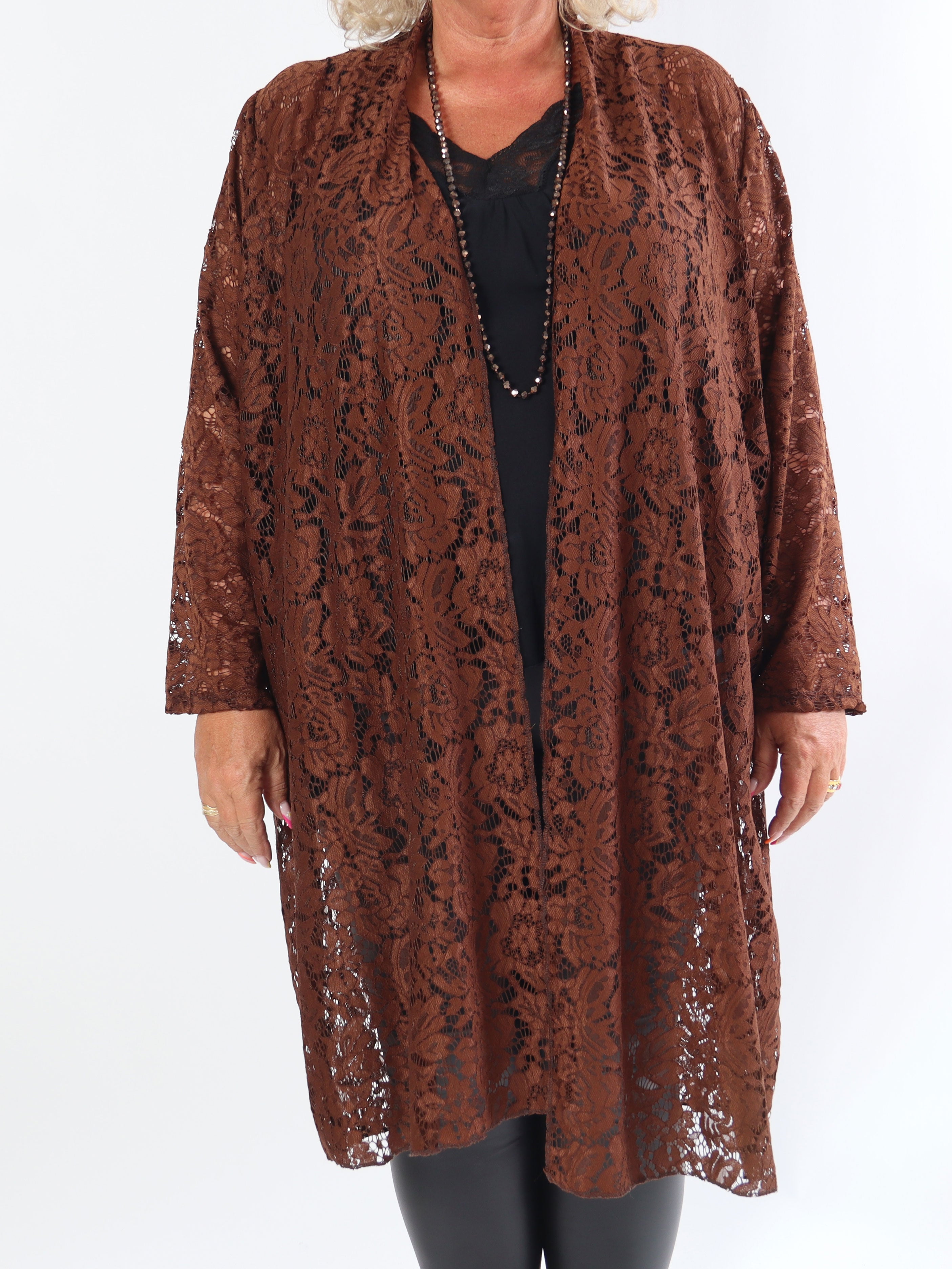 Cece - Plus size kofta i mjuk elastisk spets