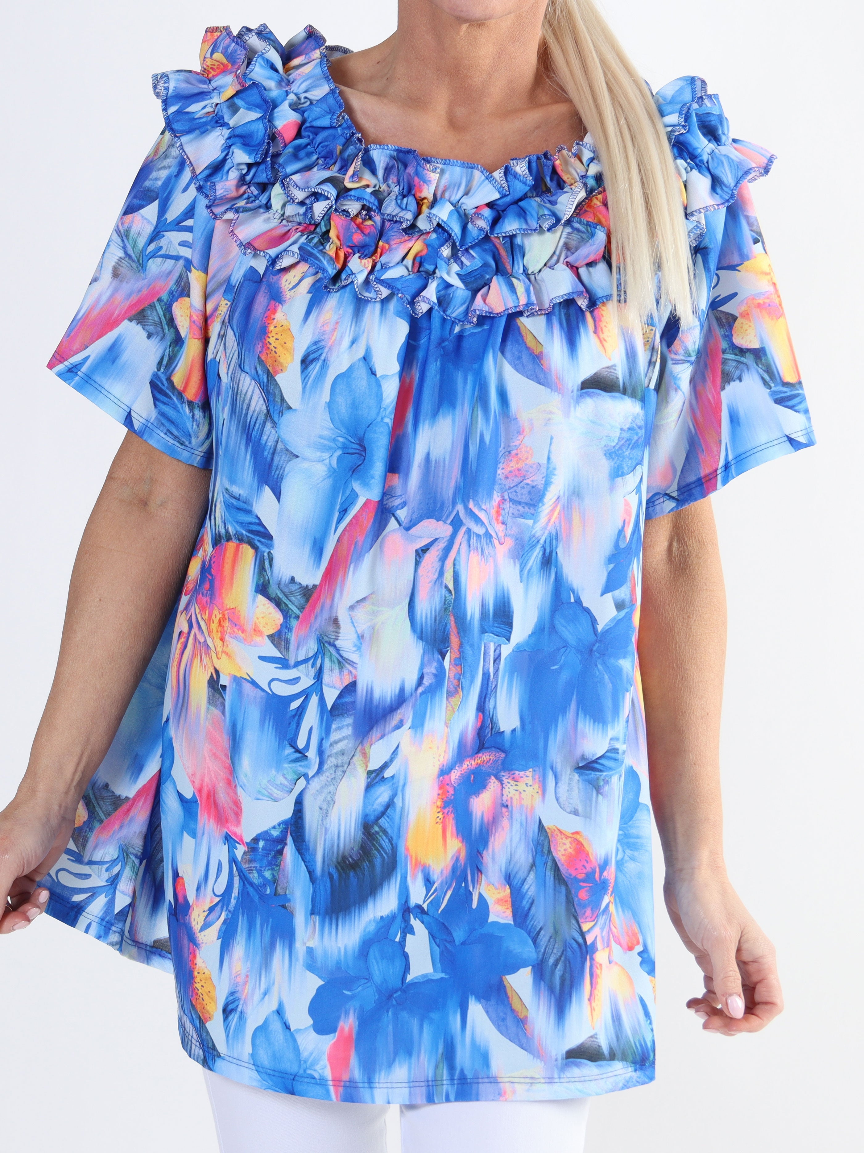 Chili Sleeveless Hawaii - Blommig tunika med volanger i plus size