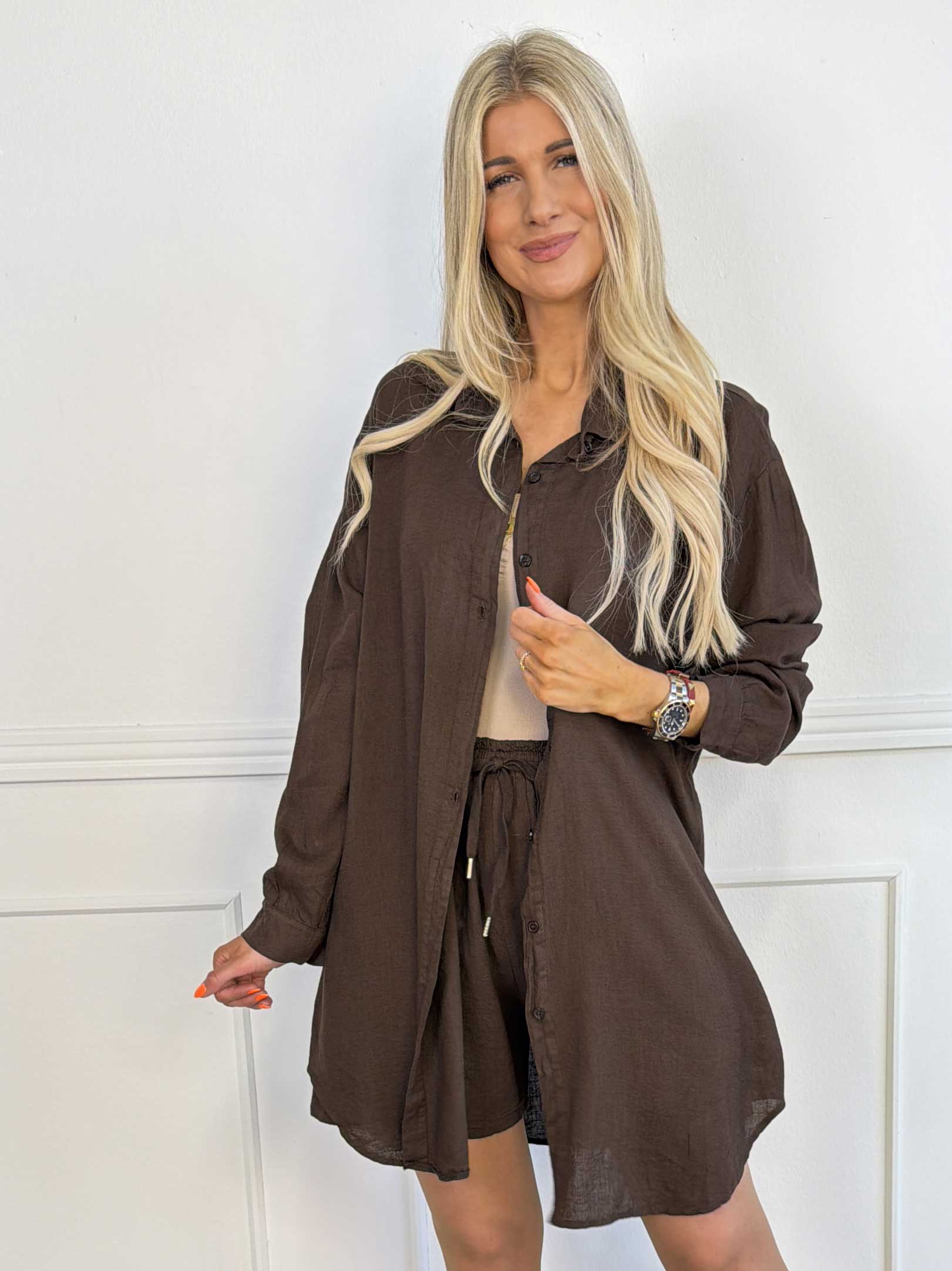 Clara Dress - Ensfarvet skjortekjole i viskose og hør