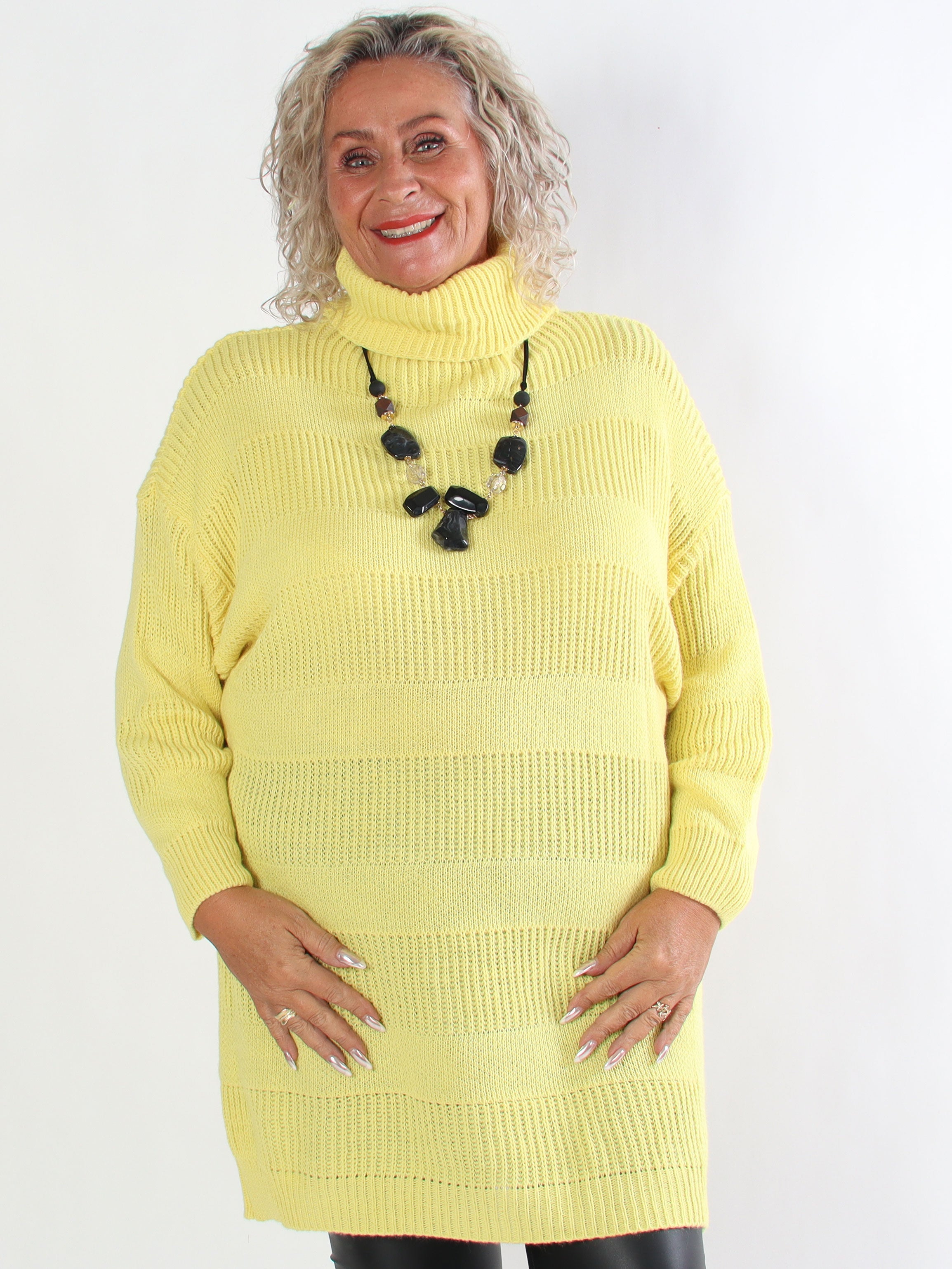 Dagmar - Stickad plus size klänning med polokrage