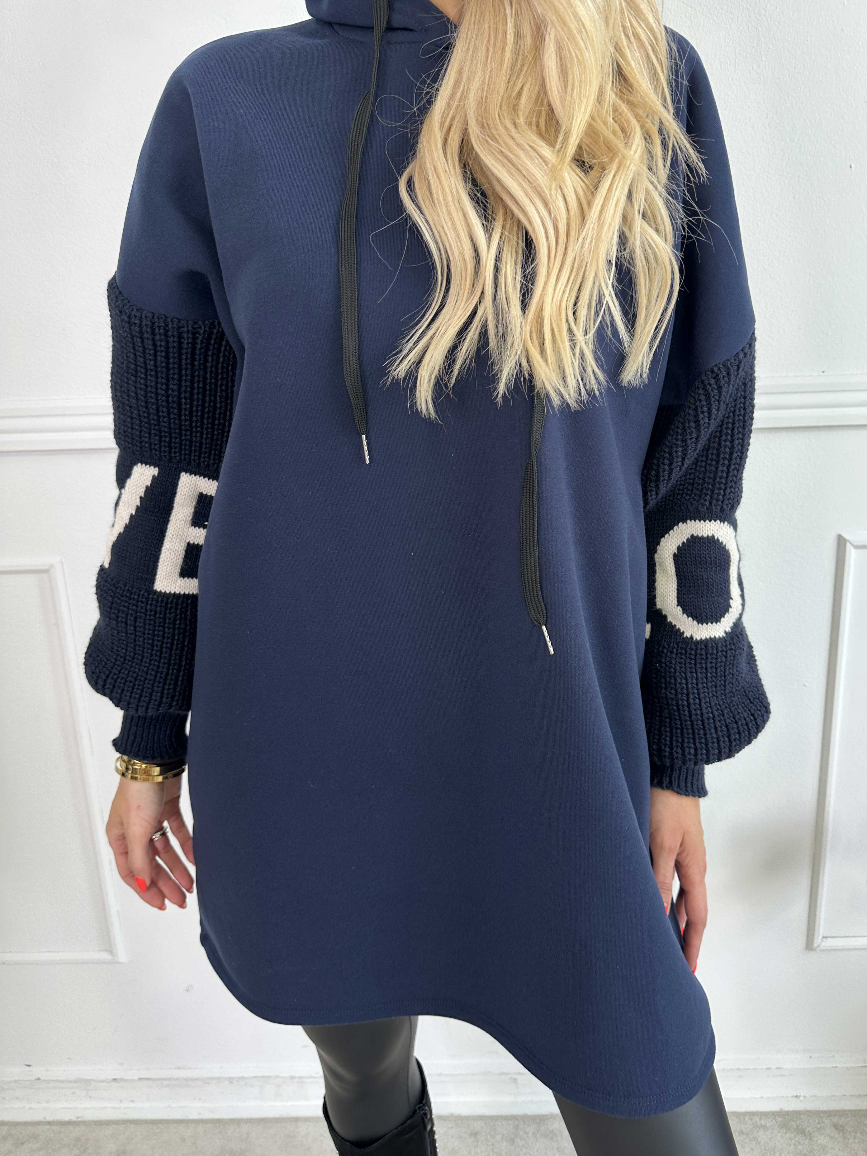 Debbie Hoodie - Oversized hoodie med stickade ärmar