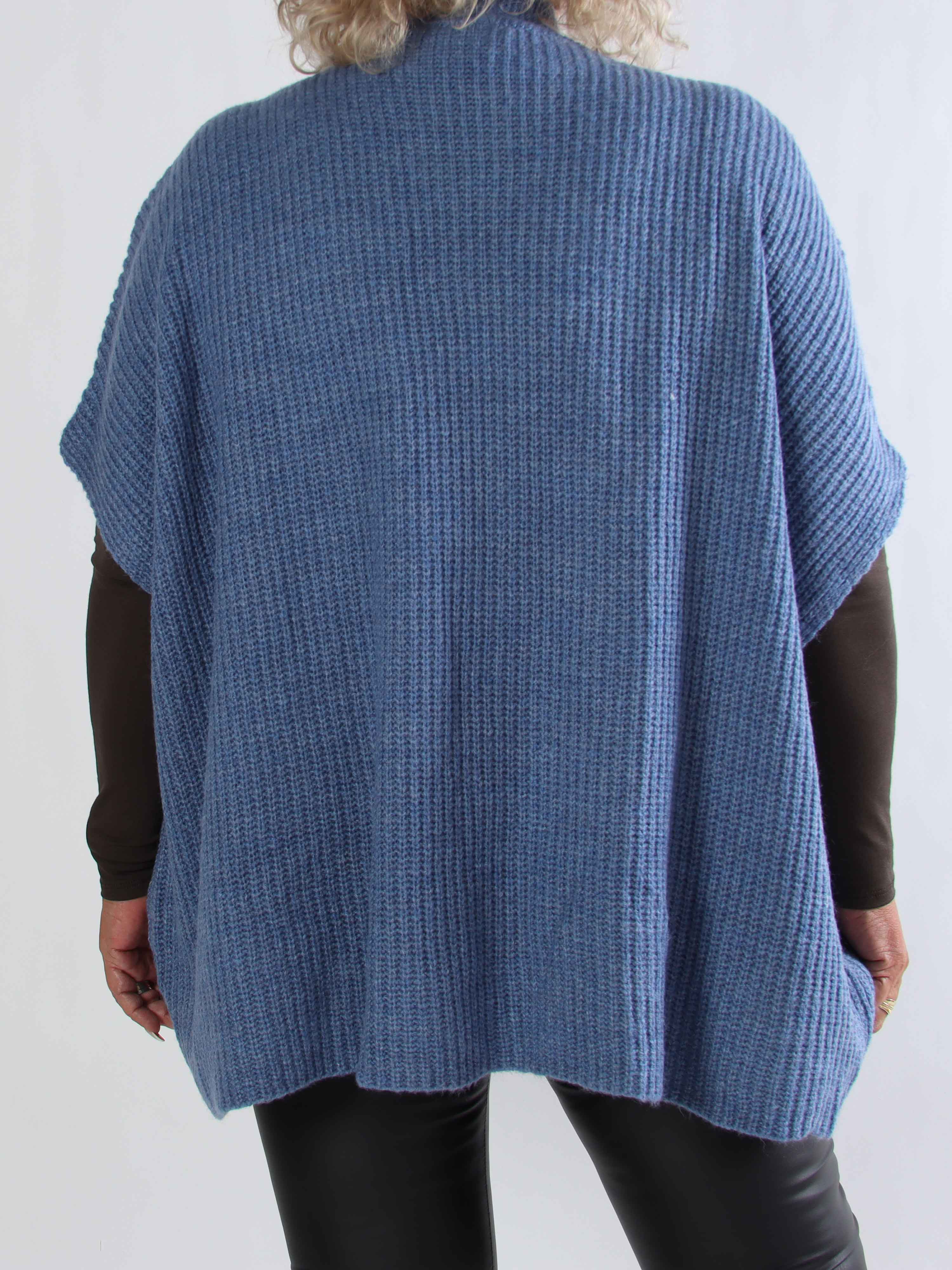 Delfini - Stickad plus size kofta med korta ärmar