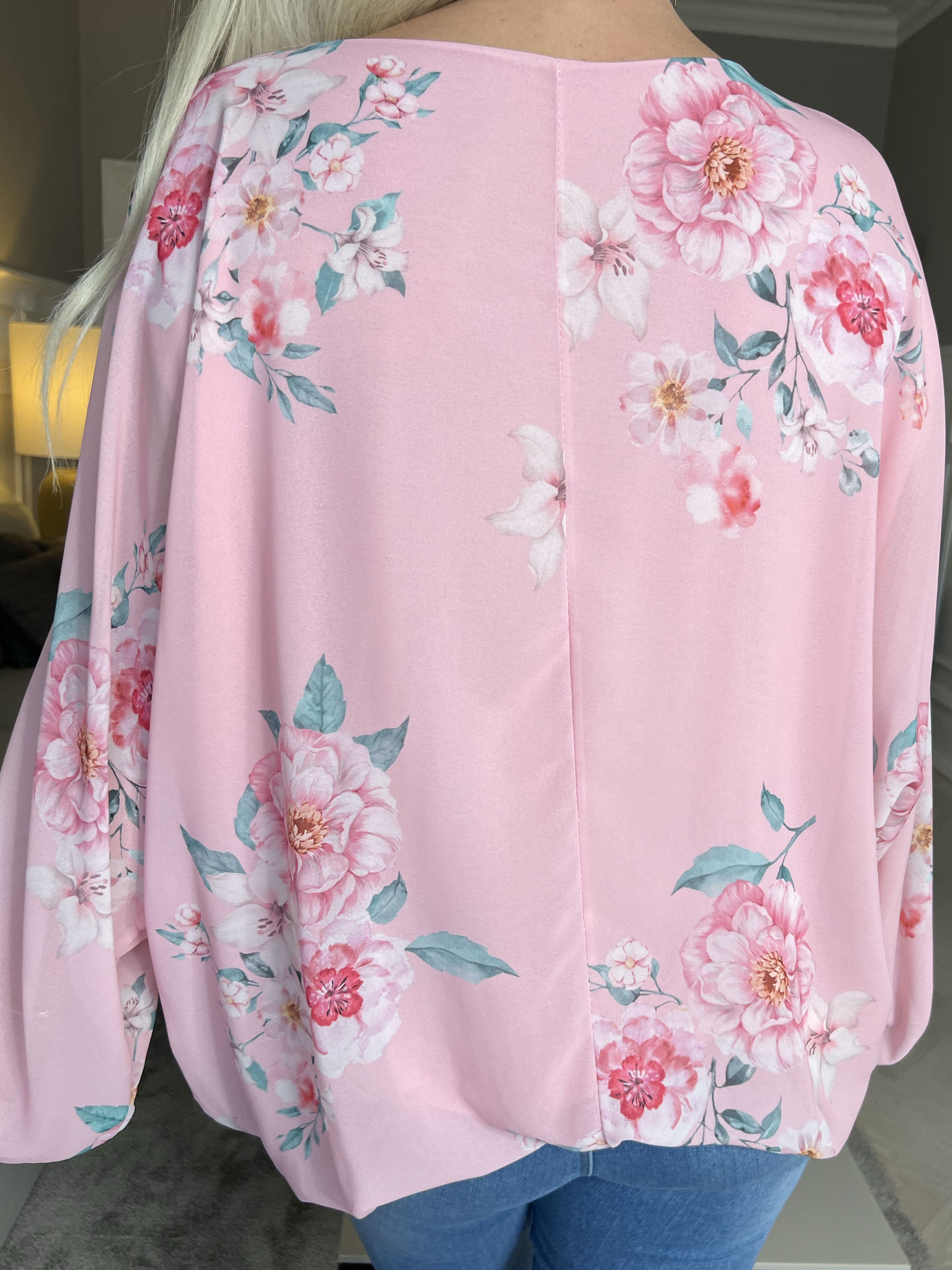 Destiny Rose - Blus i chiffong med bondrosor