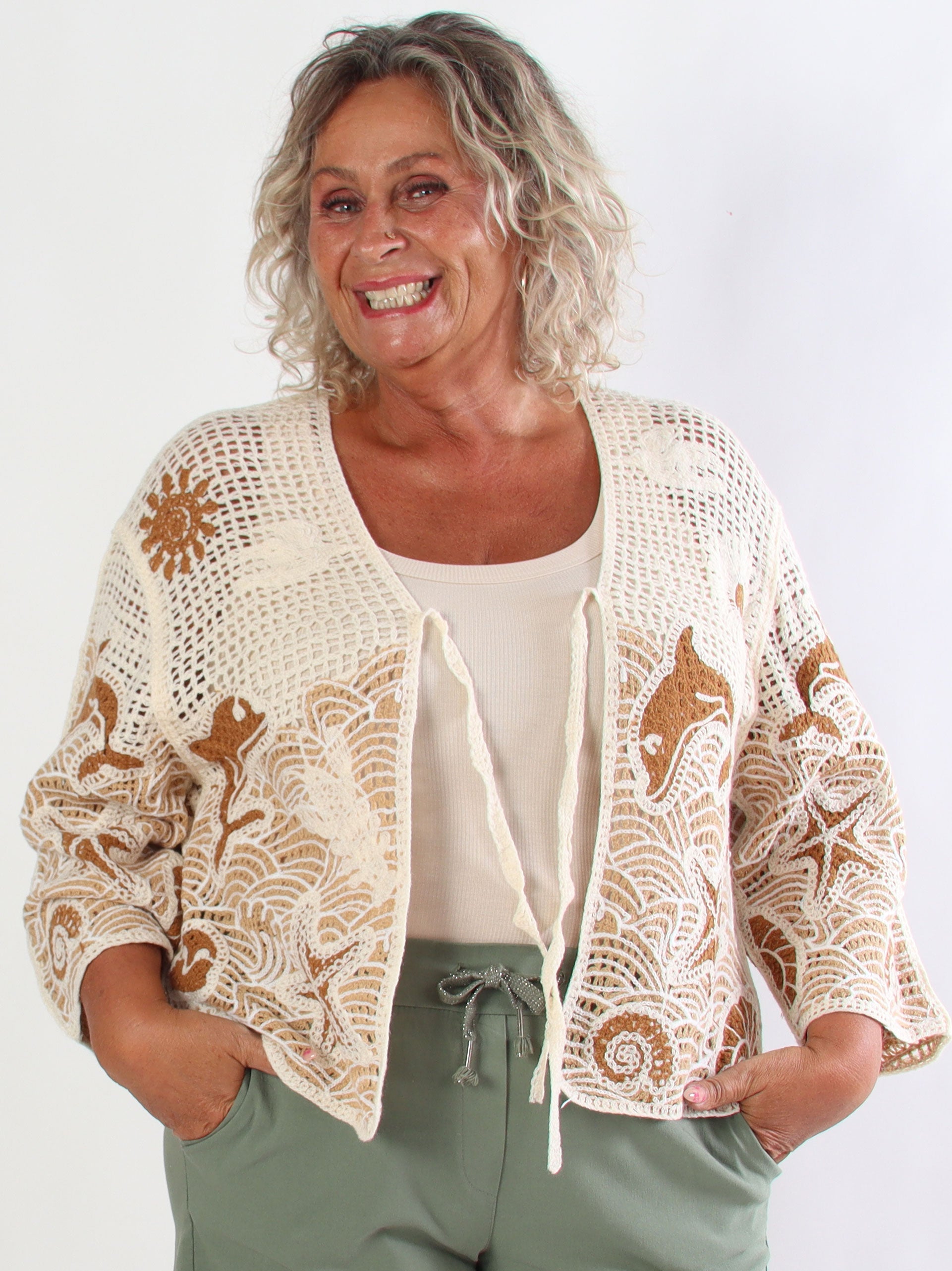 Diana - Hæklet plus size bomulds cardigan med sommermotiver