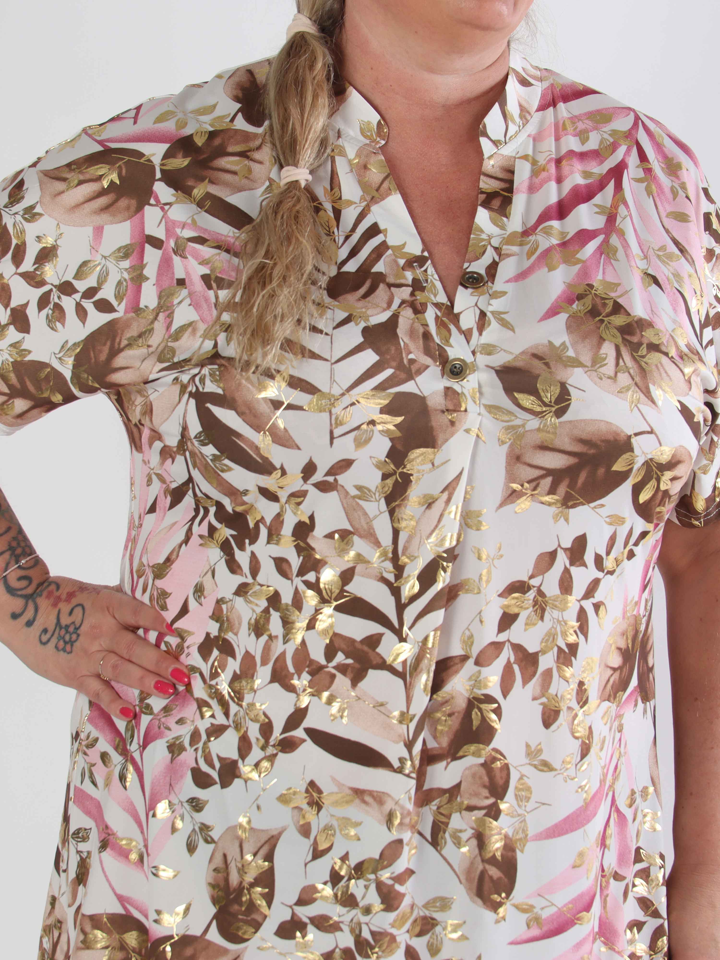 Ebba Gold Leaf Sleeveless - Plus size skjortklänning i stretchigt tyg med bladtryck