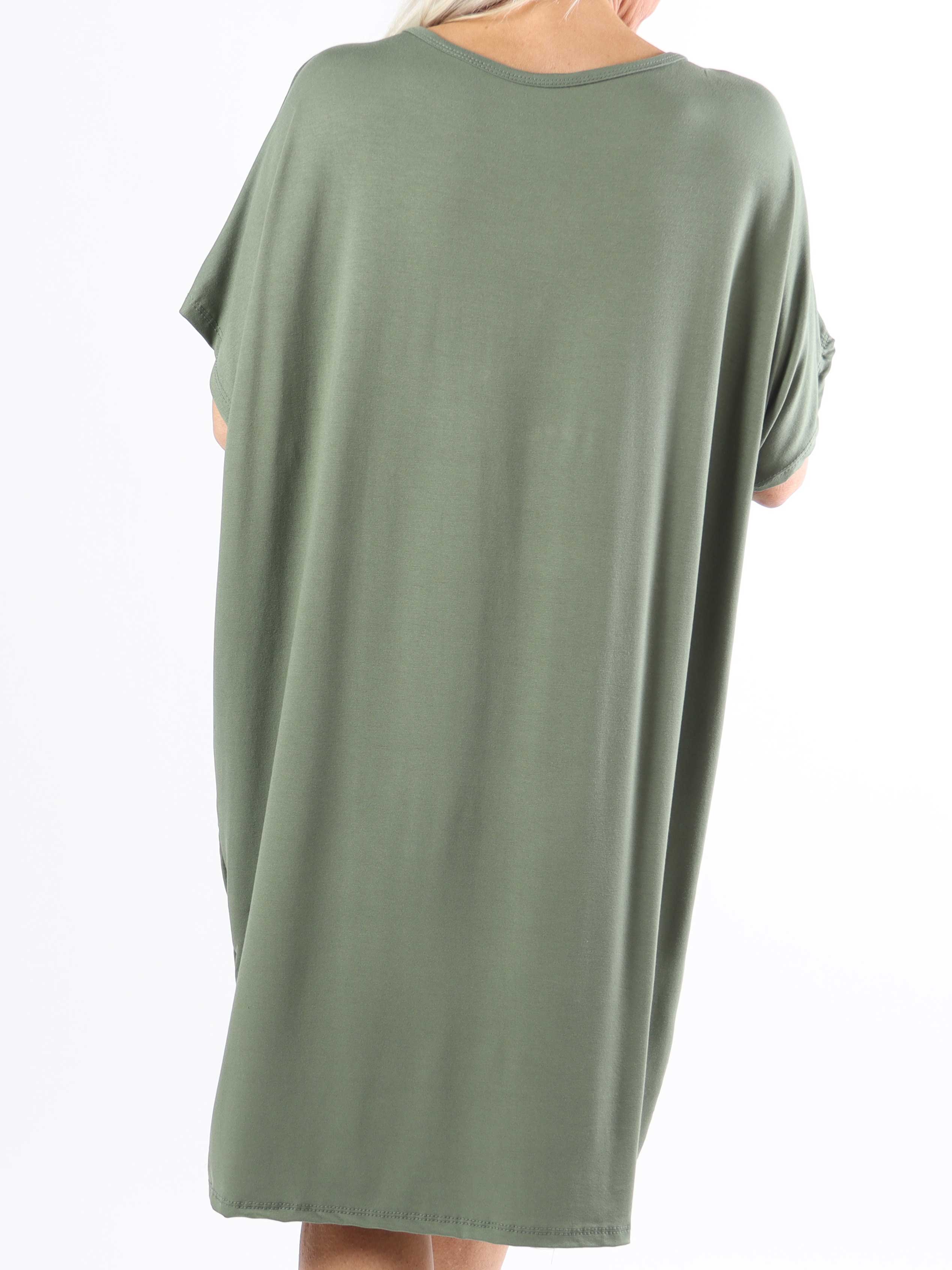 Edina - Plus size t-shirtklänning i viskosblandning med tryck