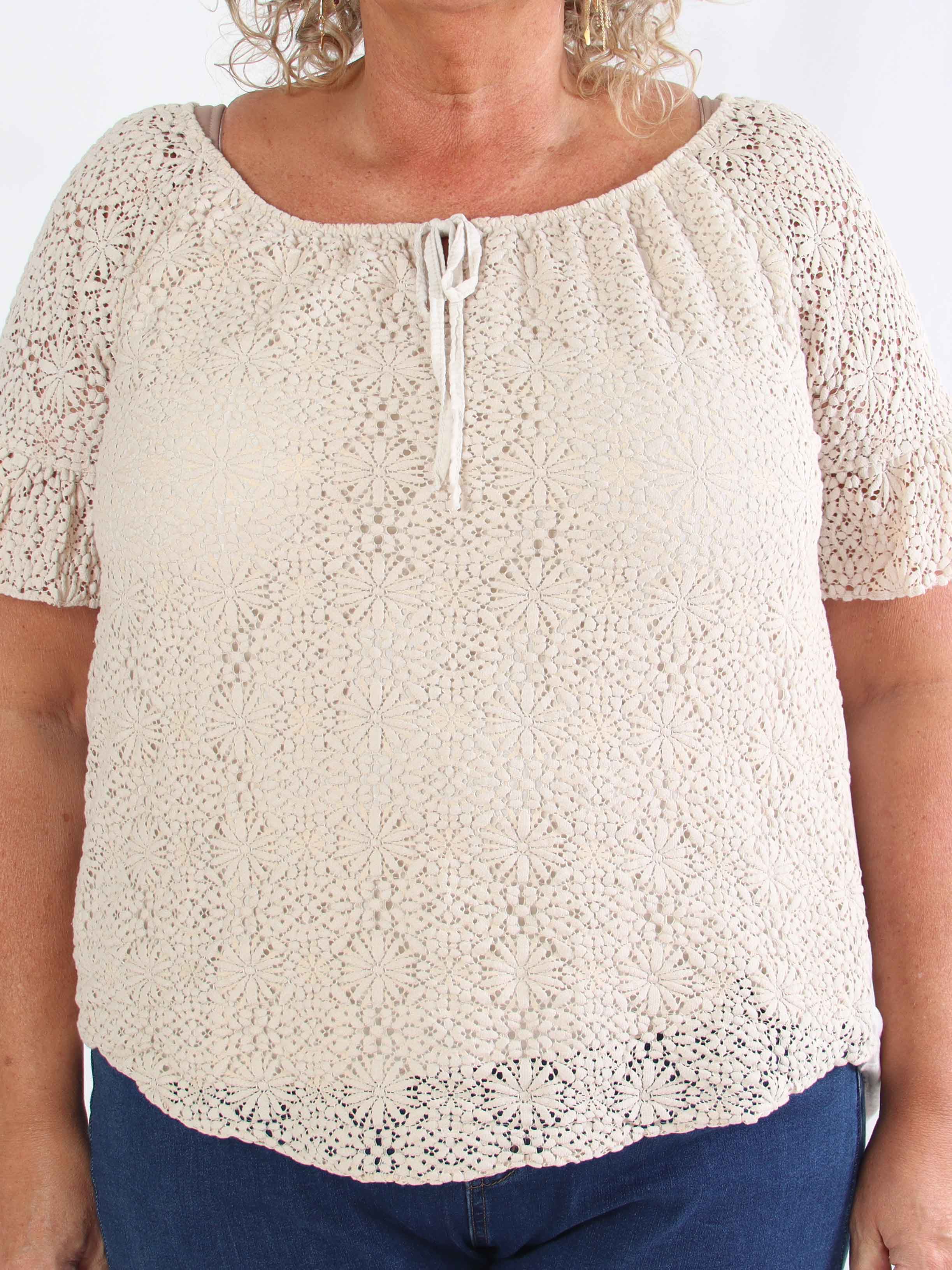 Elisa - Plus size-tunika i bomull med spets och elastisk halsringning