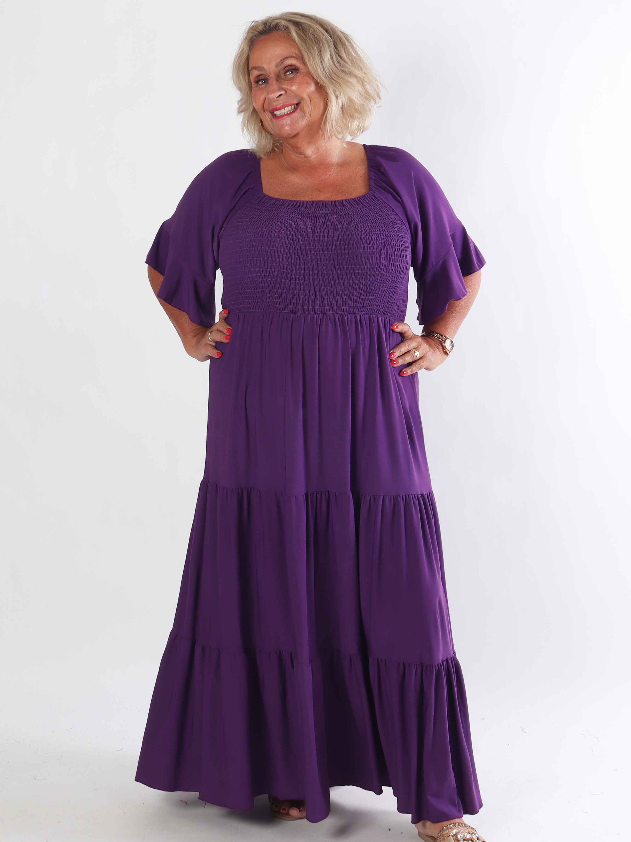 Elna Plain - Elastisk plain plus size klänning med resår över bystet
