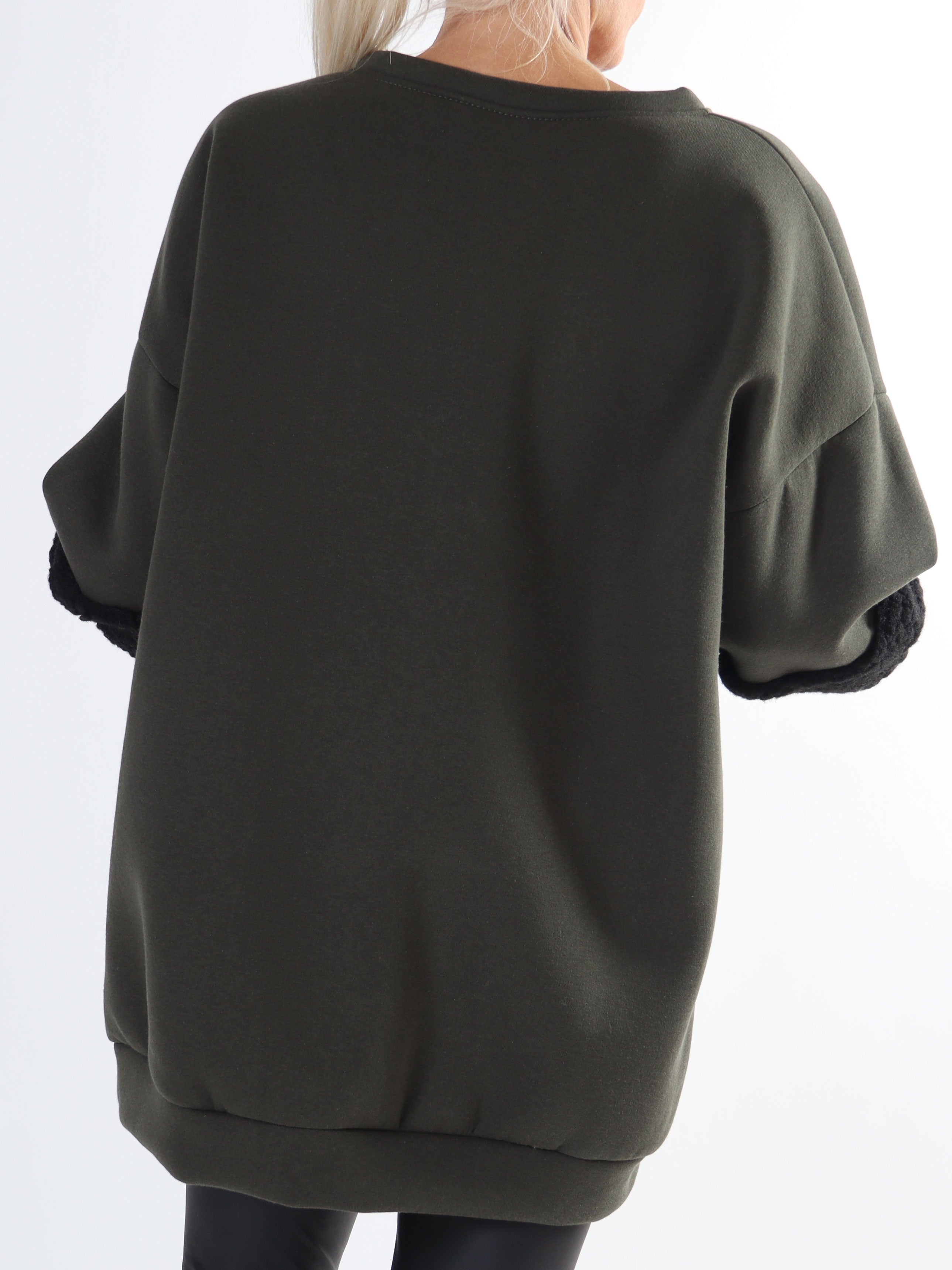 Fenya - Sweatshirt i stor storlek med detaljer i mjuk plysch