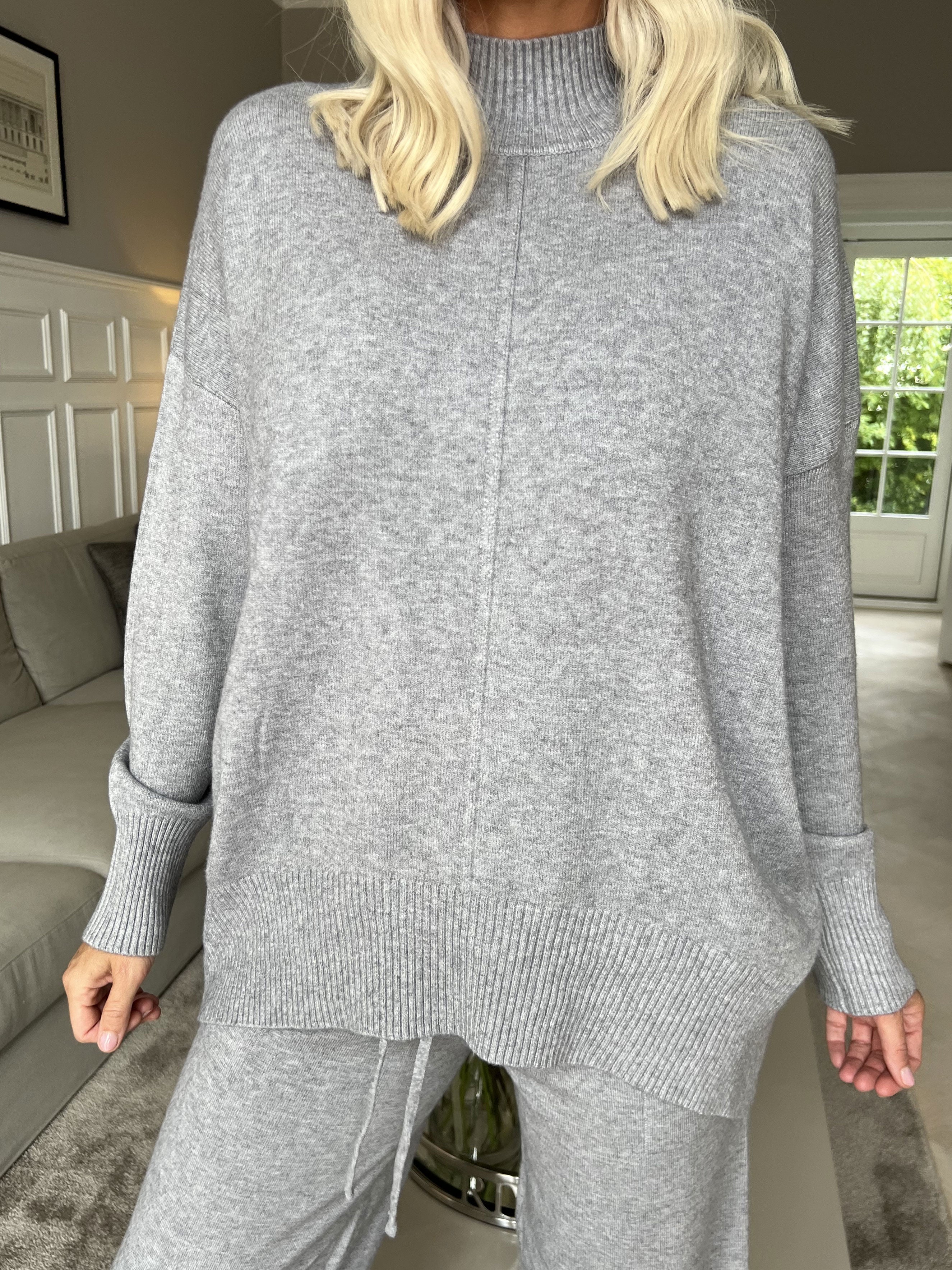 Feodora - Mjukt stickat set