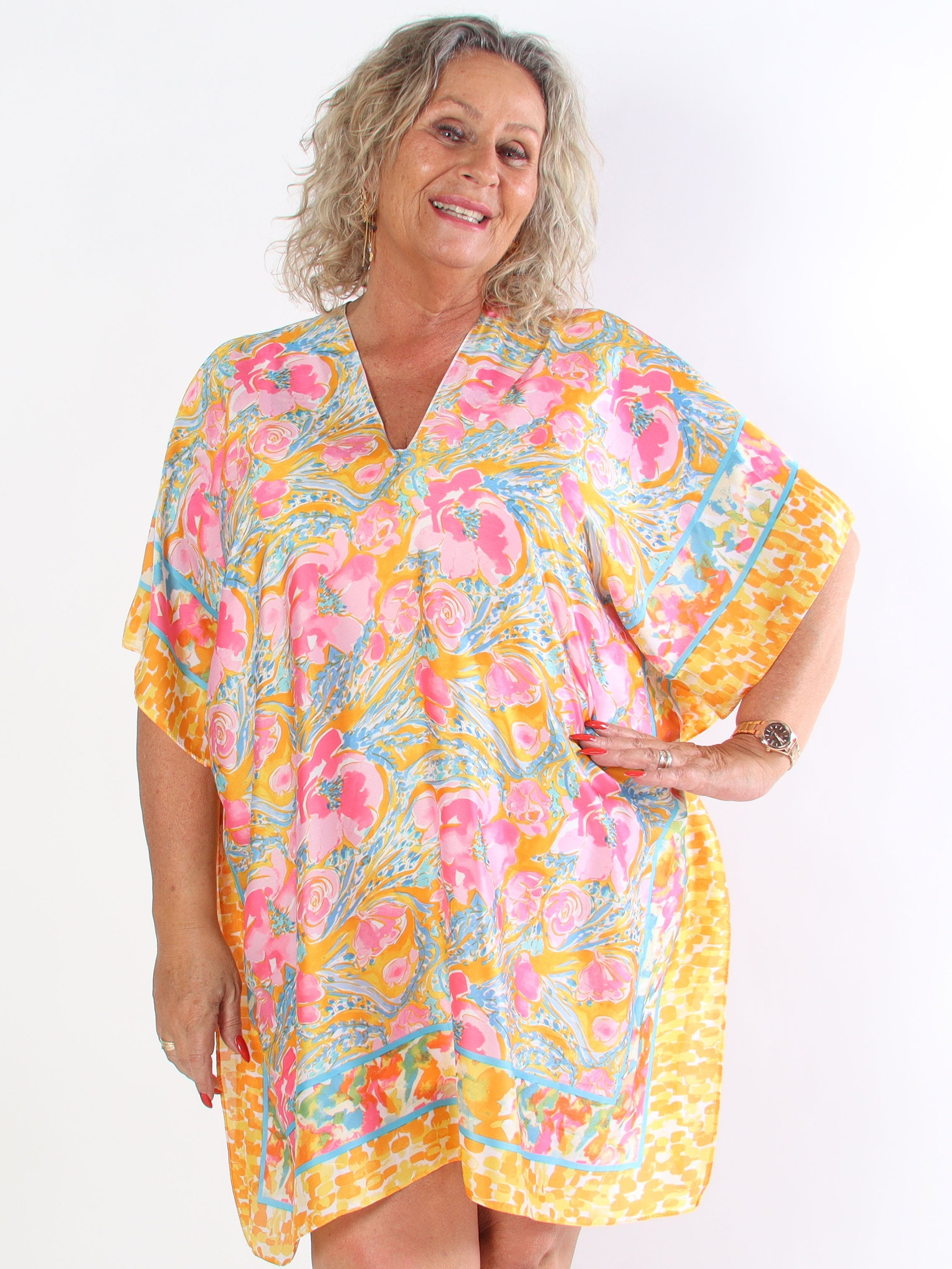 Fryd - Mönstrad plus size-tunika i mjuk viskos och siden