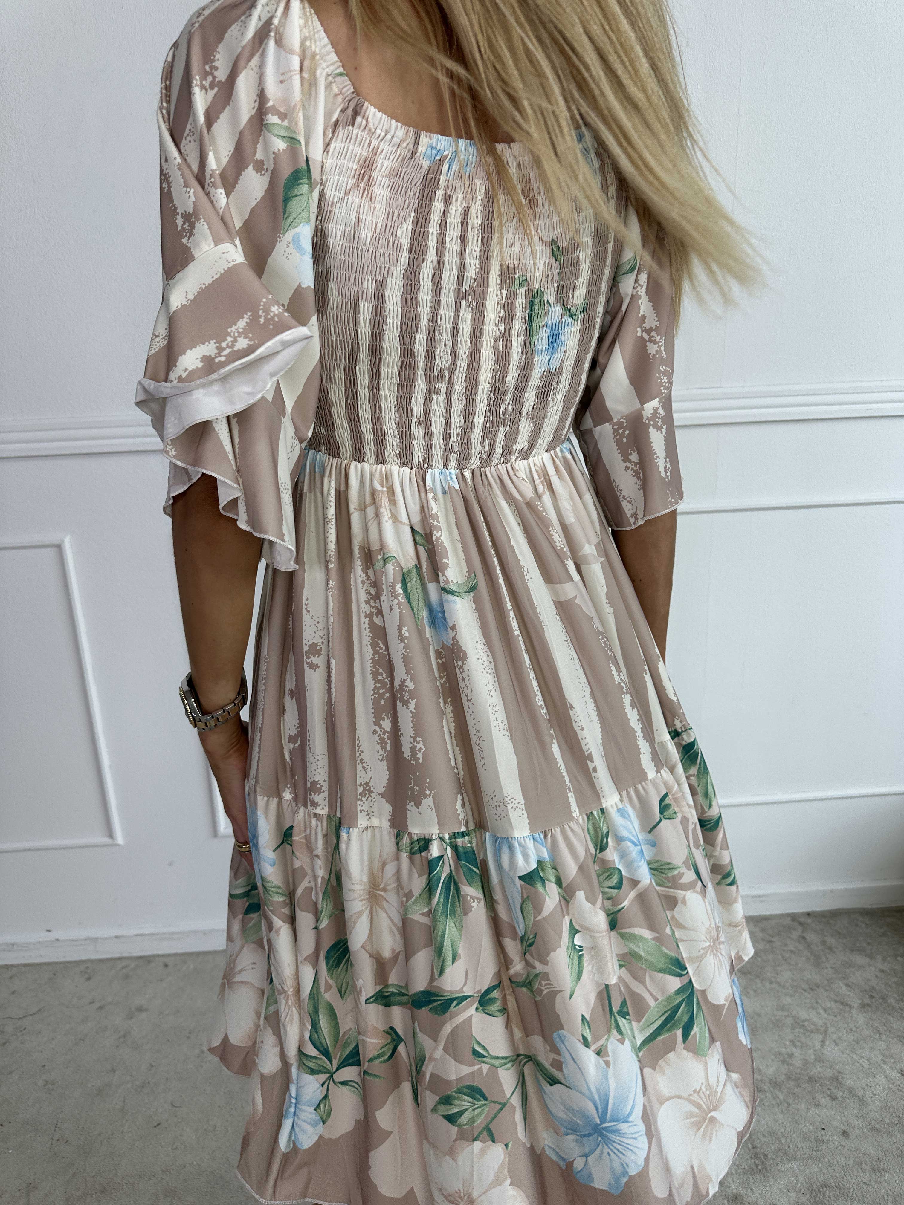 Elna Floral Stripe Short - Blommig elastisk klänning med smockat bröst