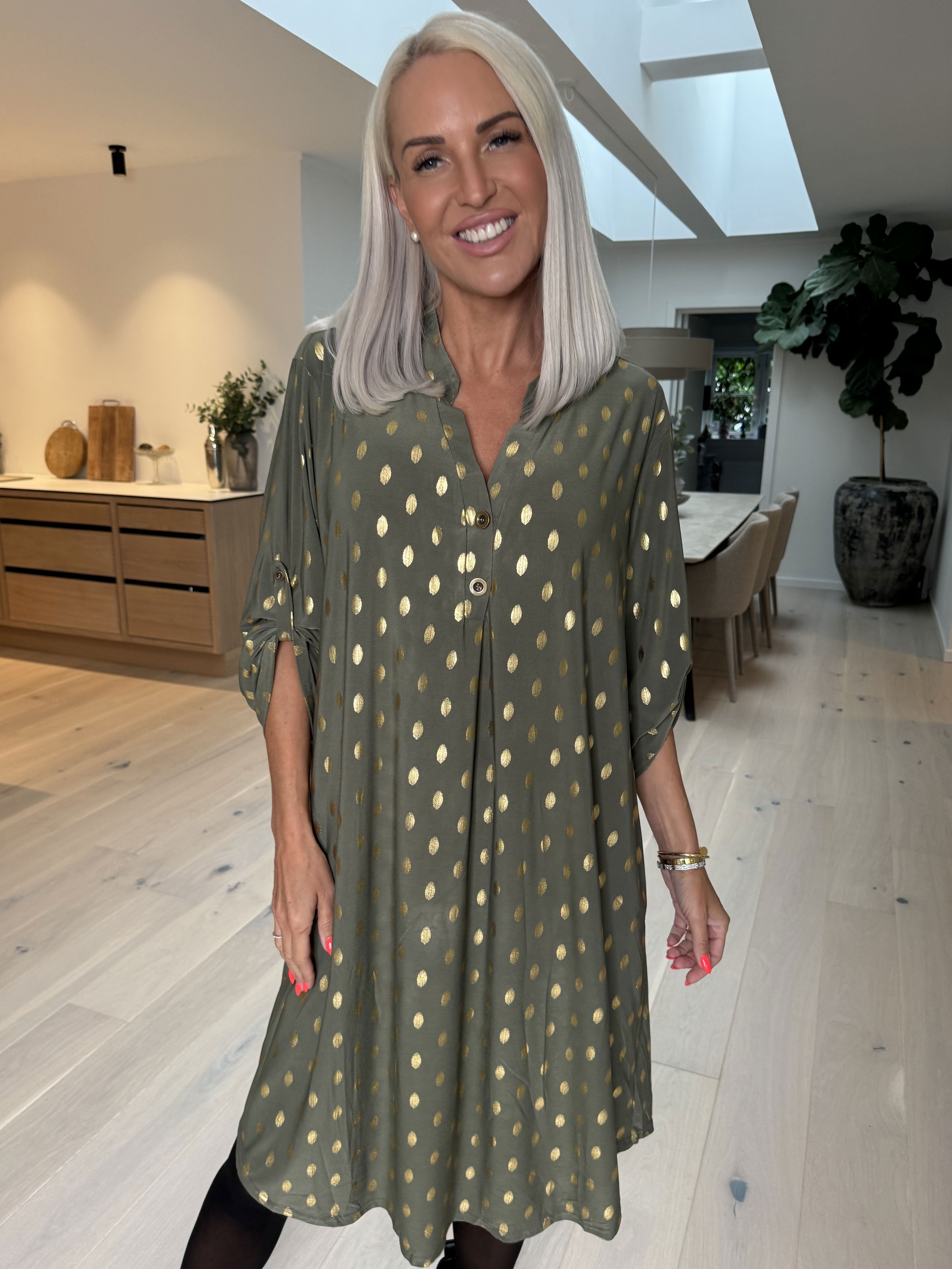 Ebba Gold Long - Elastisk klänning med guldprickar