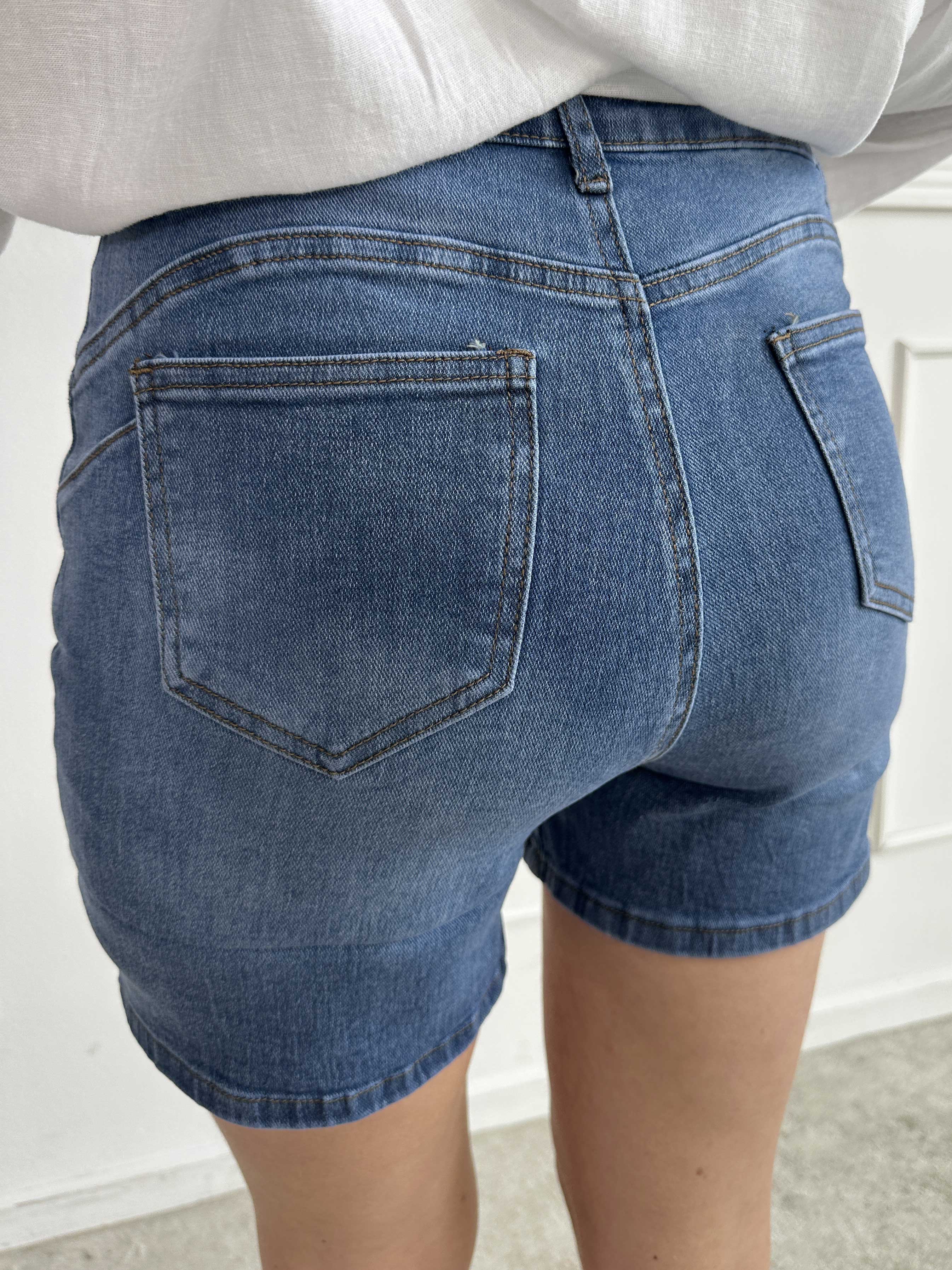 Autumn - Shorts i denim