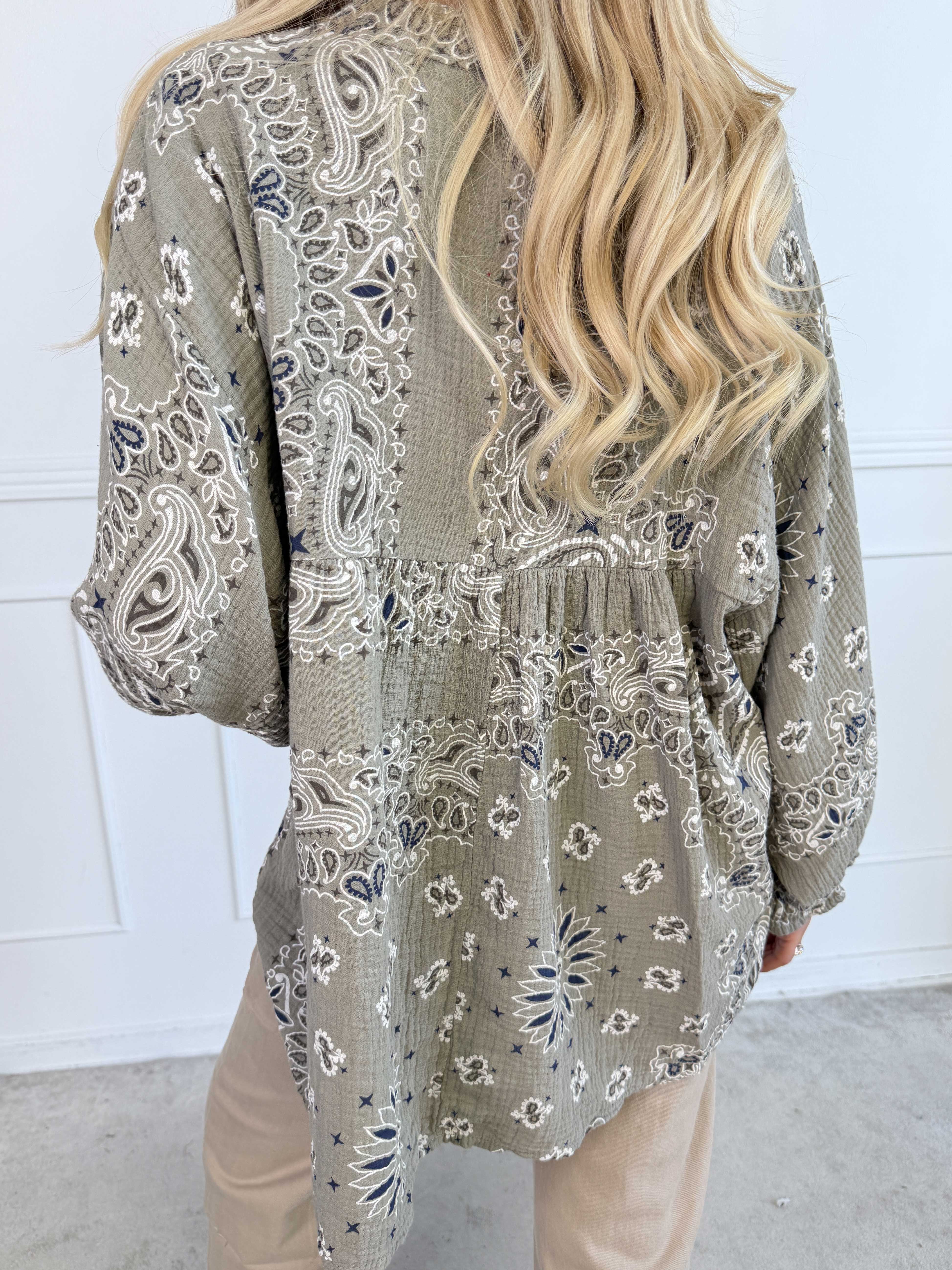 Diva Paisley – Tunika i mjuk bomullsmuslin med paisleymönster