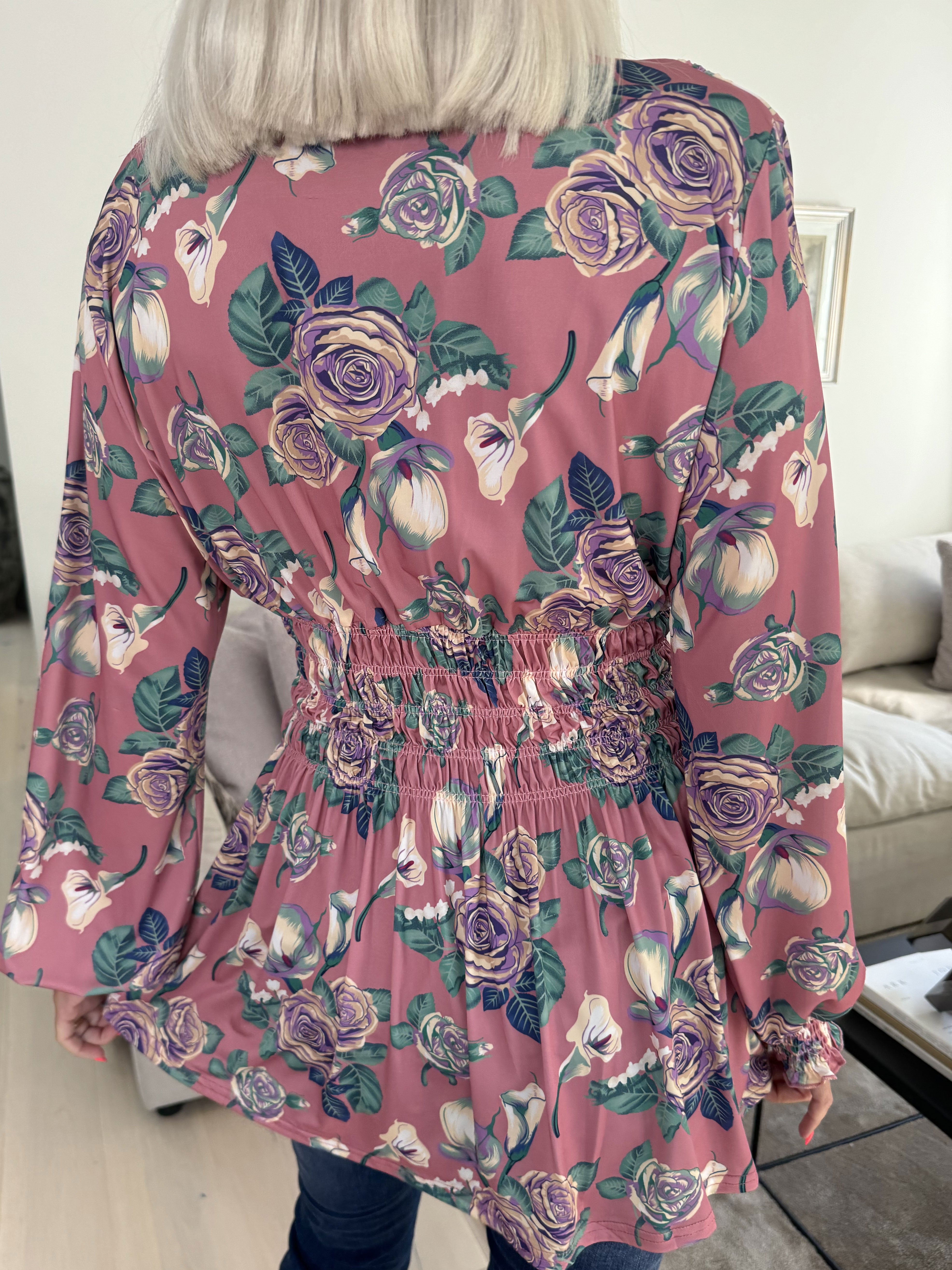Pams Rose Shirt L/S - Elastisk blus i skrynkelfritt tyg med rosor