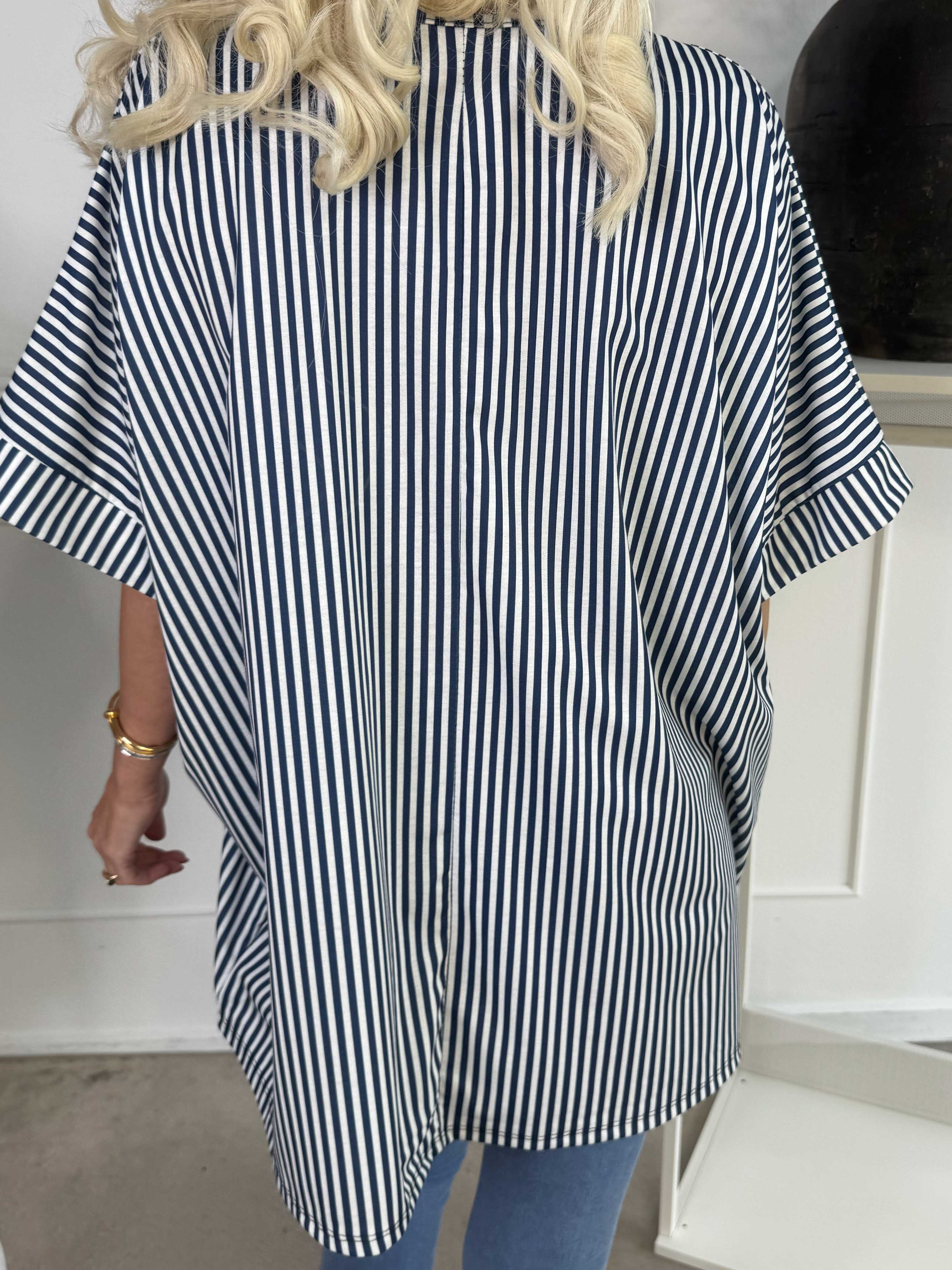 Mintu Stripe - Mjuk t-shirt med vogue stående med glittrande similisten