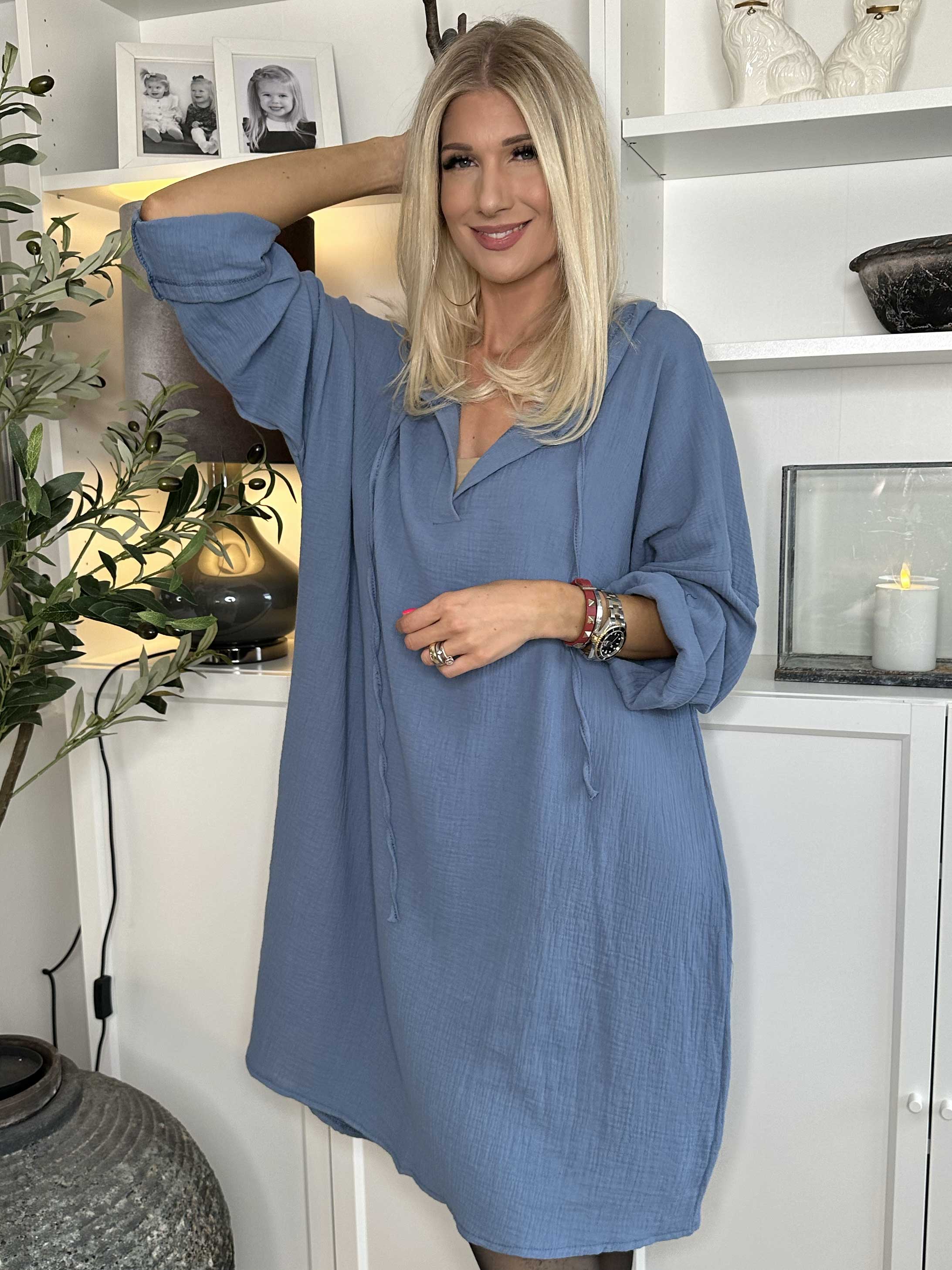 Caro - Mjuk oversized bomullsklänning med huva