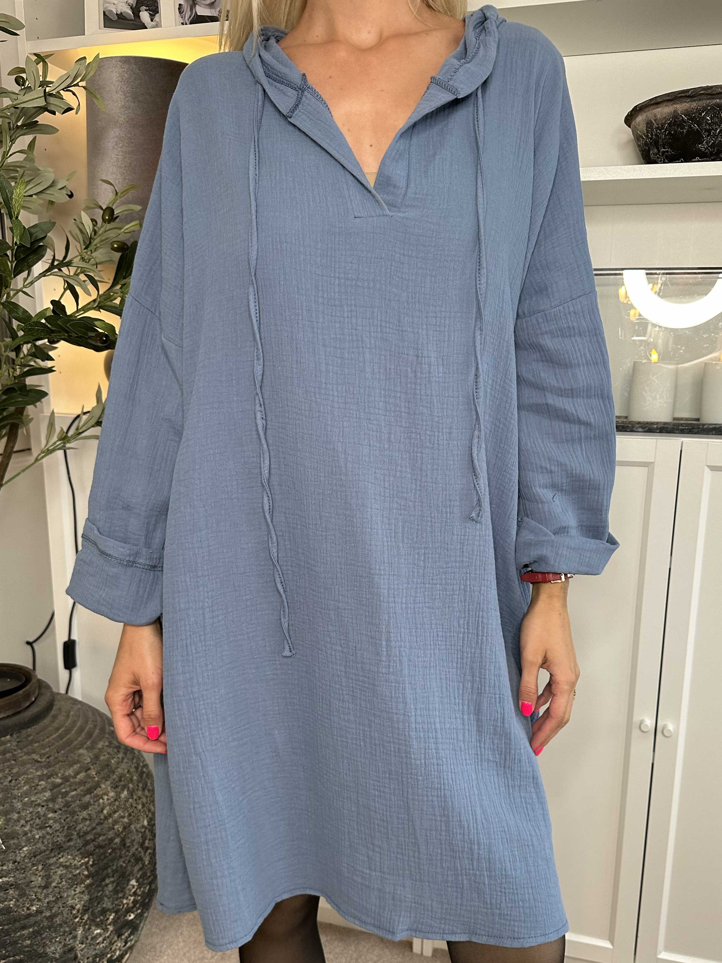 Caro - Mjuk oversized bomullsklänning med huva