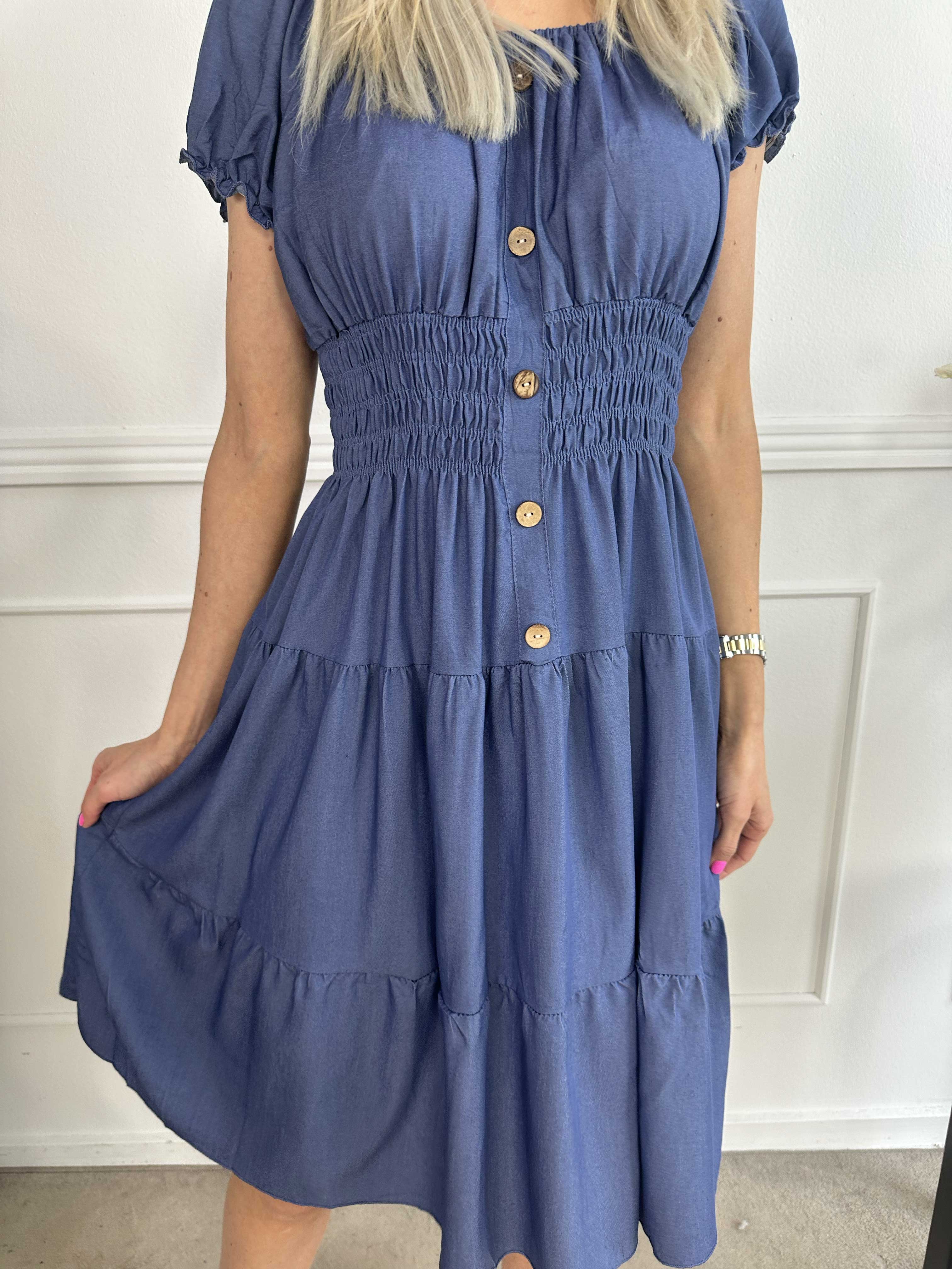 Alexina Short - Kort klänning i denimlook med resår i midjan