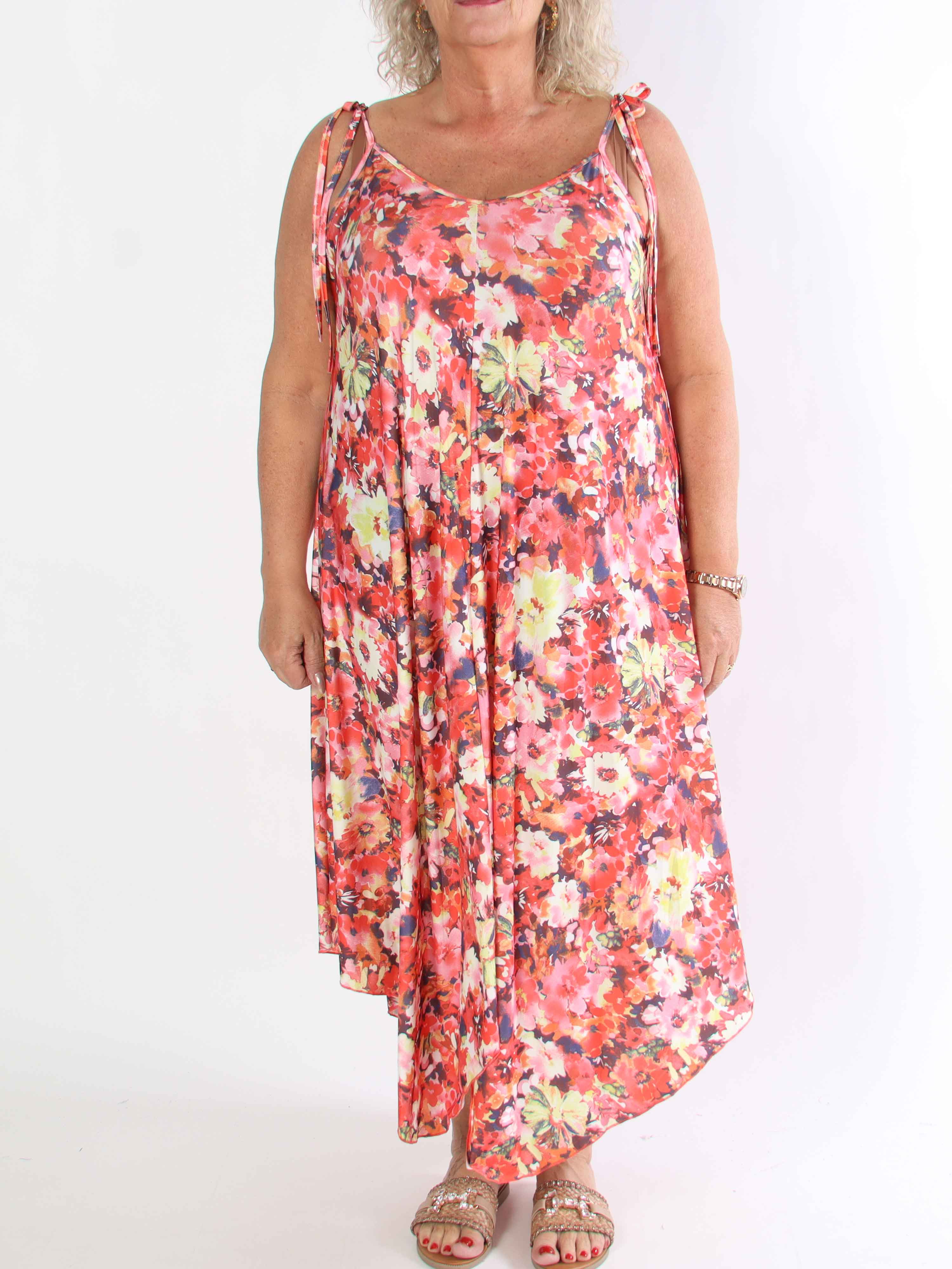 Maisie Flower - Plus size klänning i elastisk ty i blomstermönster