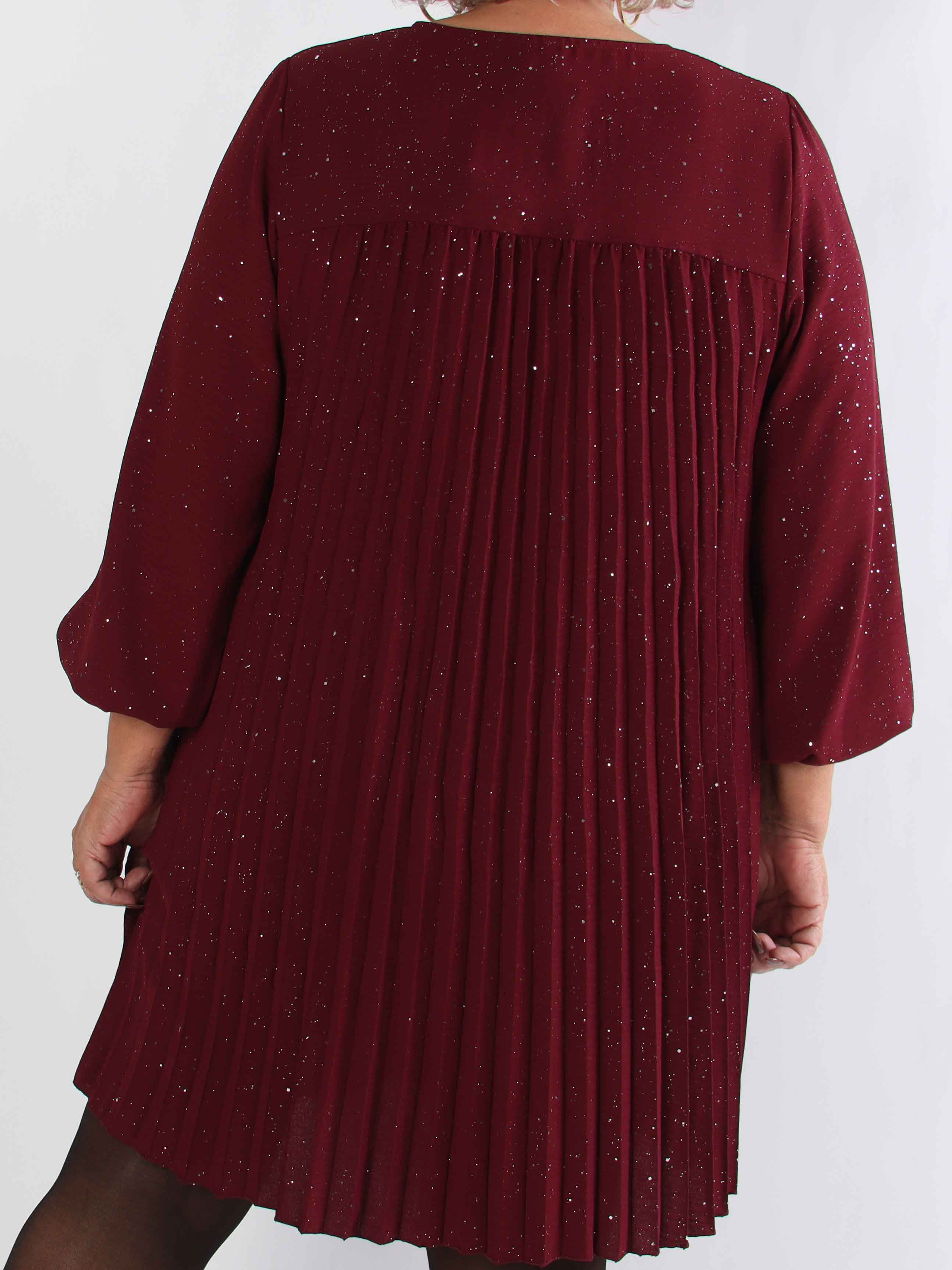 Nancy Glitter Short L/S - Plisserad plus size klänning med fickor och glitter