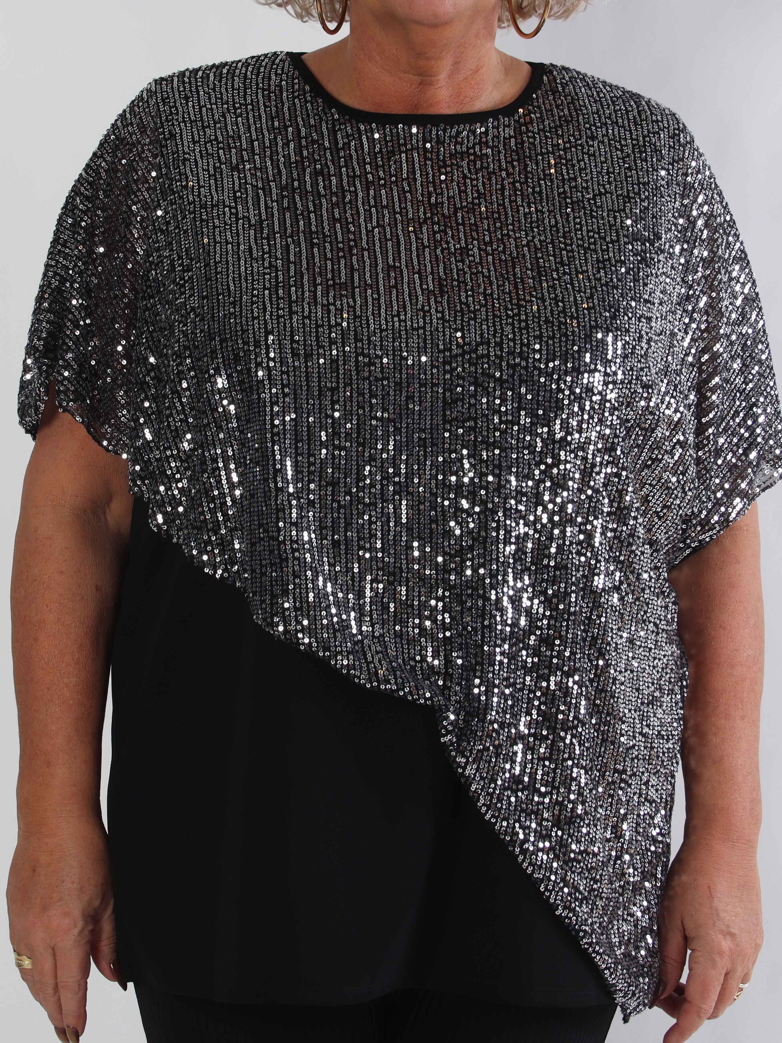 Aude - Plus size tunika med asymmetriskt paljettlager