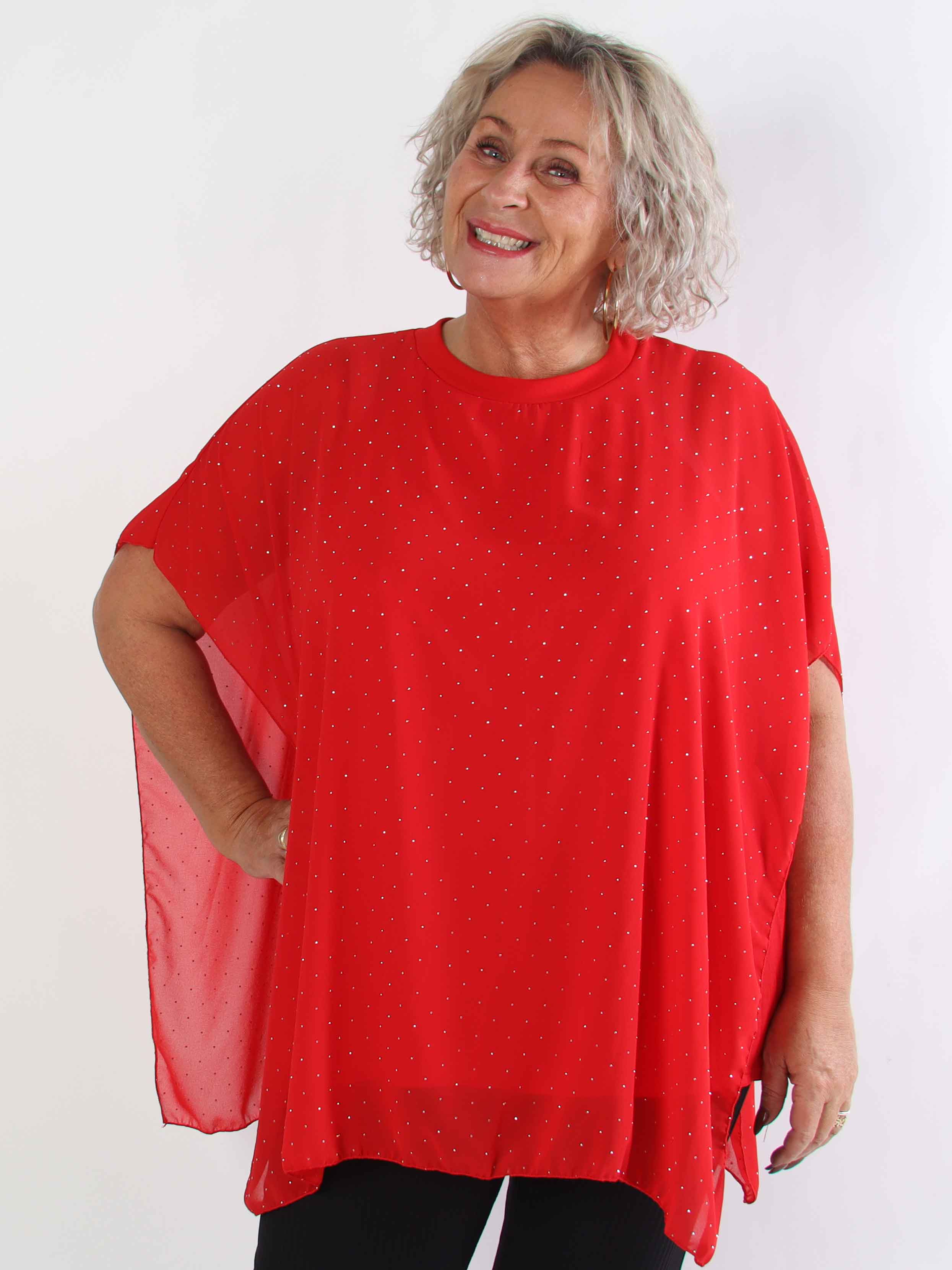 Alpha - Söt plus size tunikaklänning med ett chiffonglager med glittrande stenar