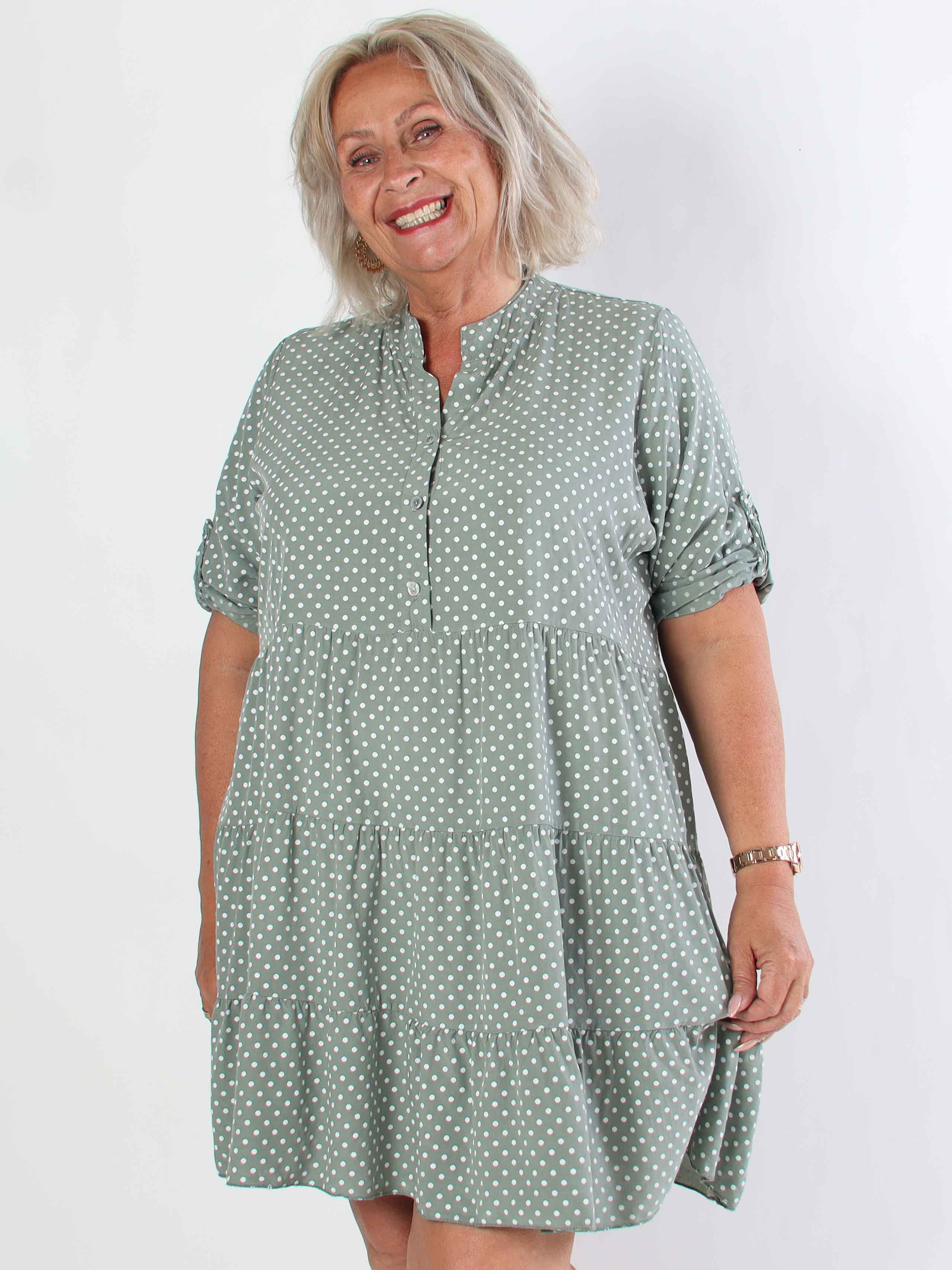 Dotti Short - Klänning med lager på lager-look i viskos