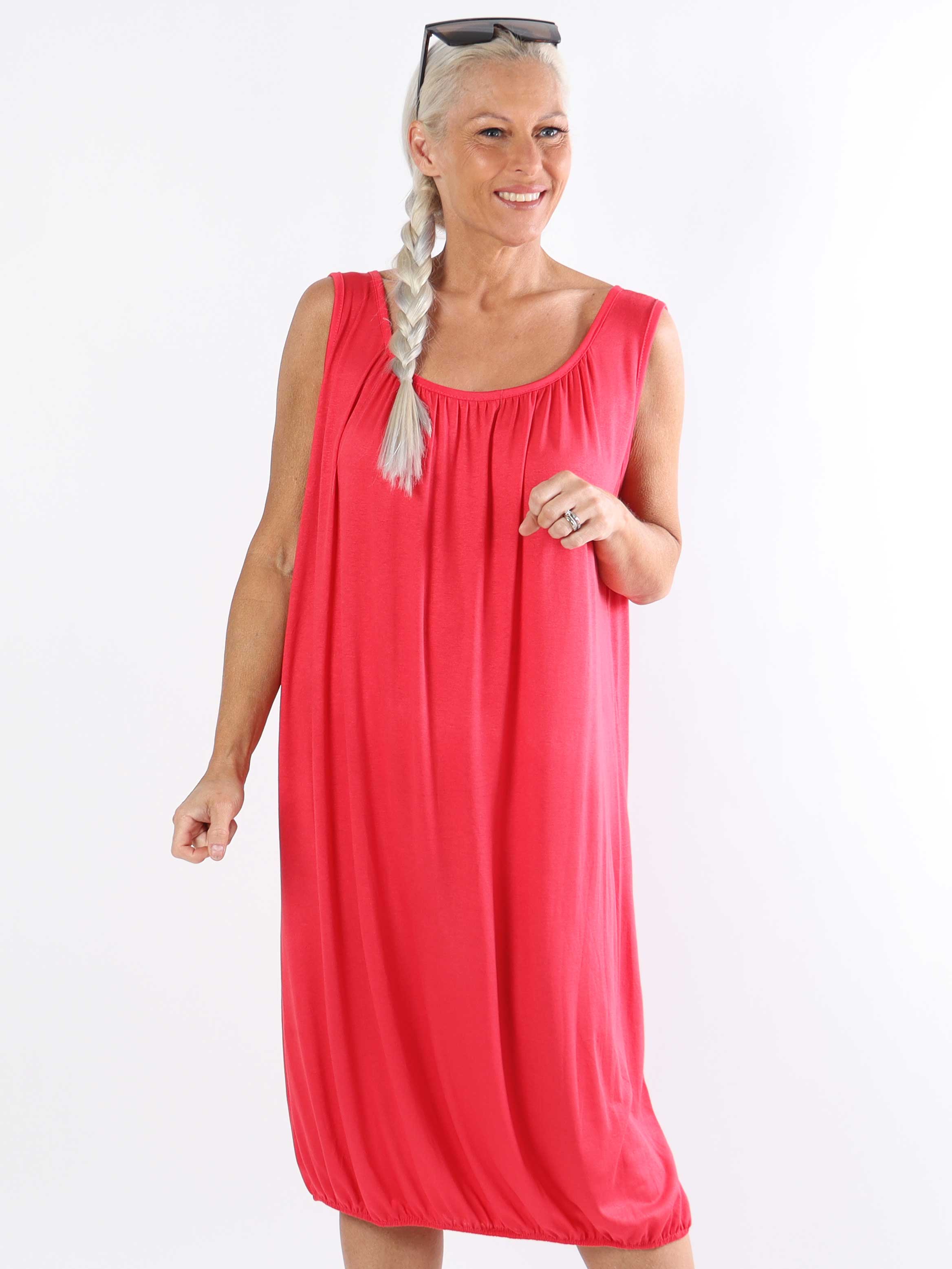Miracle Sleeveless Dress - Basic klänning i viskos med resår nedtill