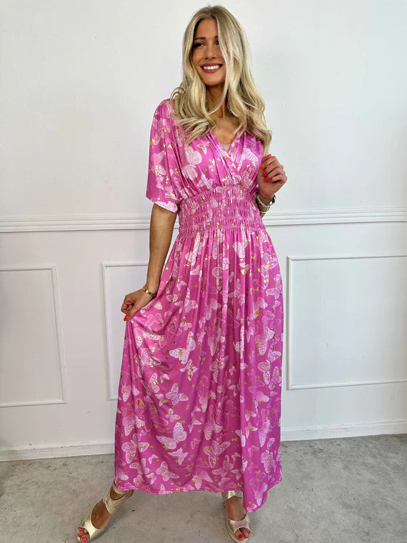 Pams Butterfly - Lång elastisk plus size-klänning med smockad midja