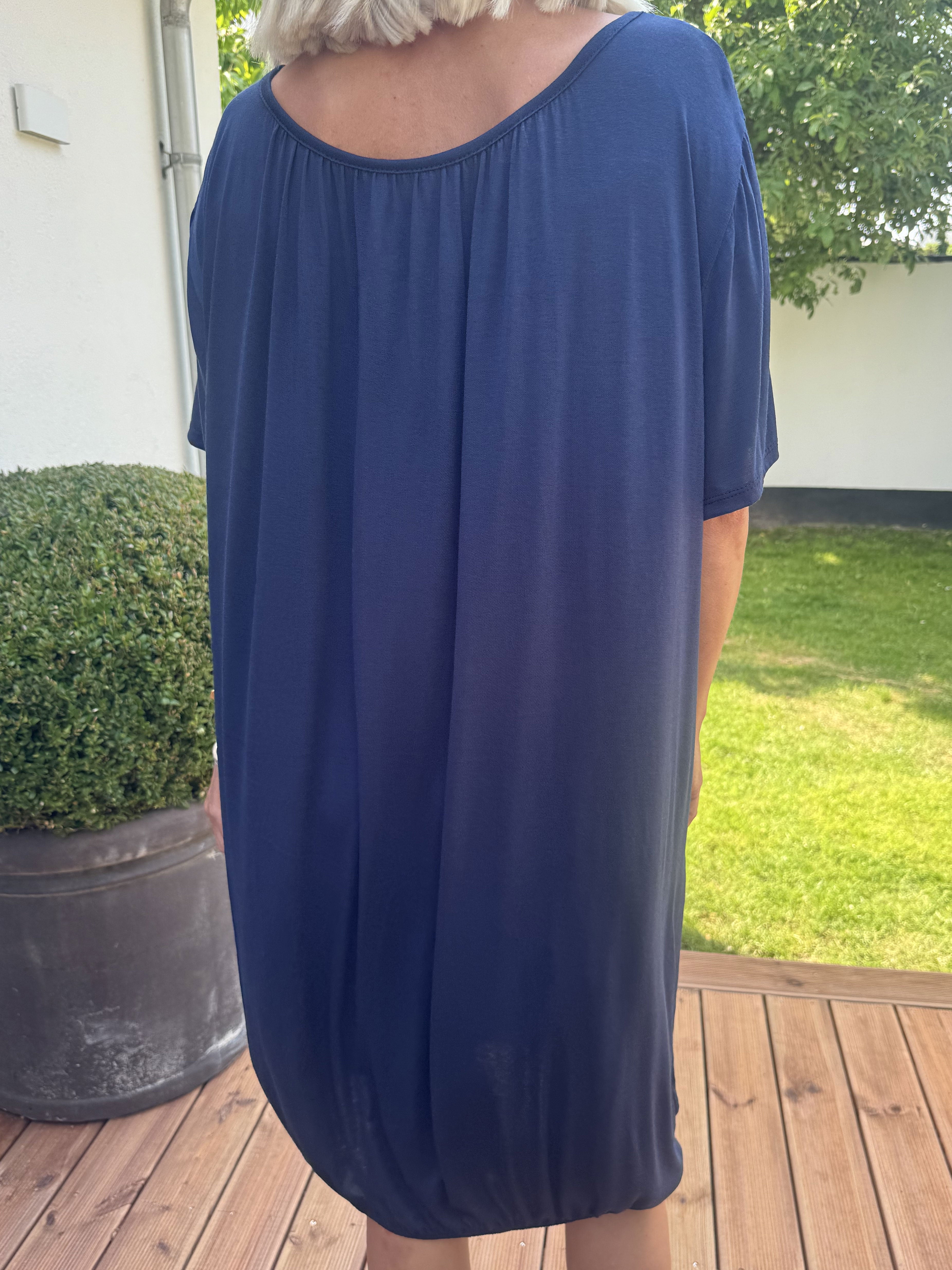 Miracle Dress - Basic klänning i viskos med resår nedtill
