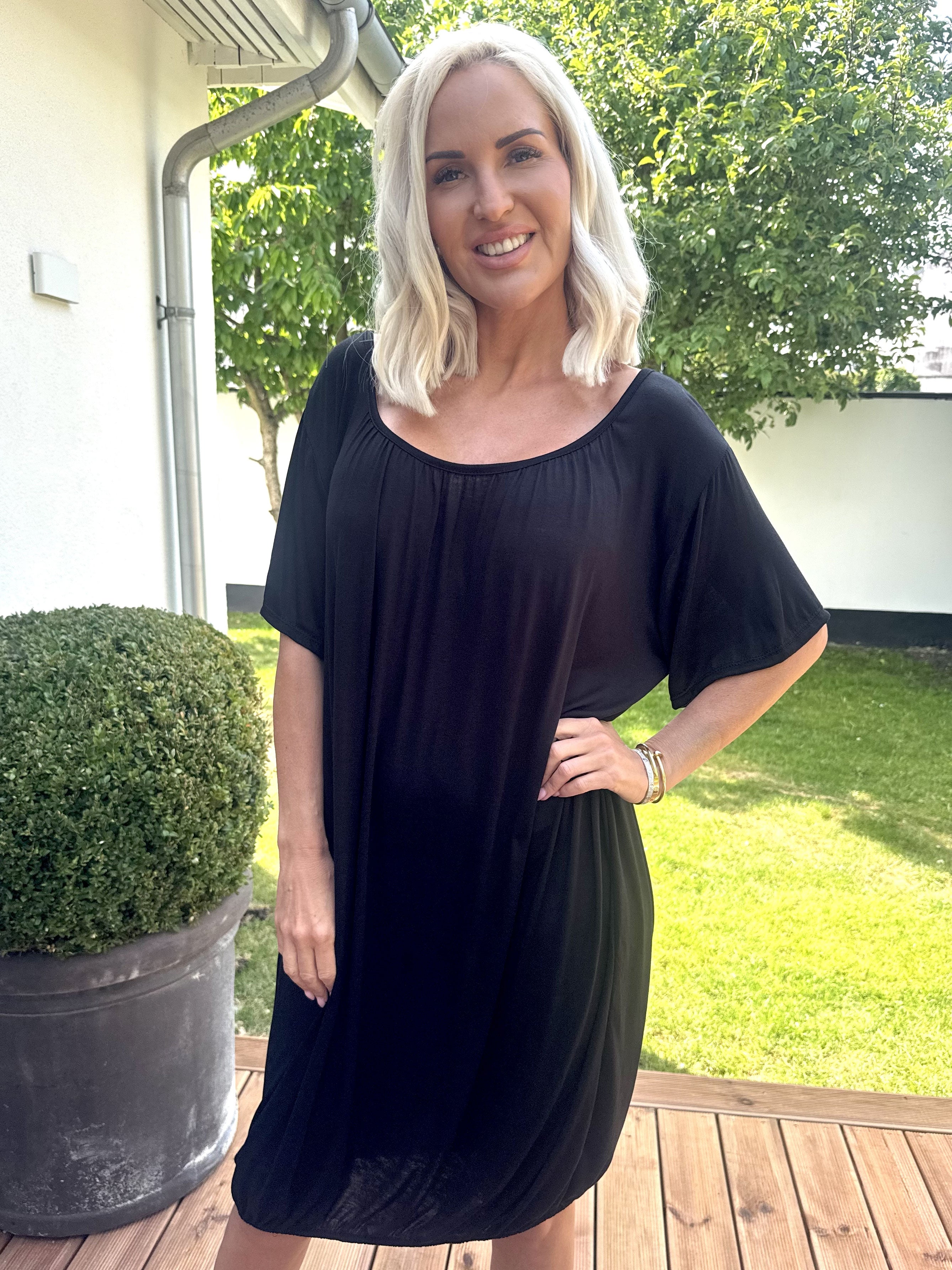 Miracle Dress - Basic klänning i viskos med resår nedtill