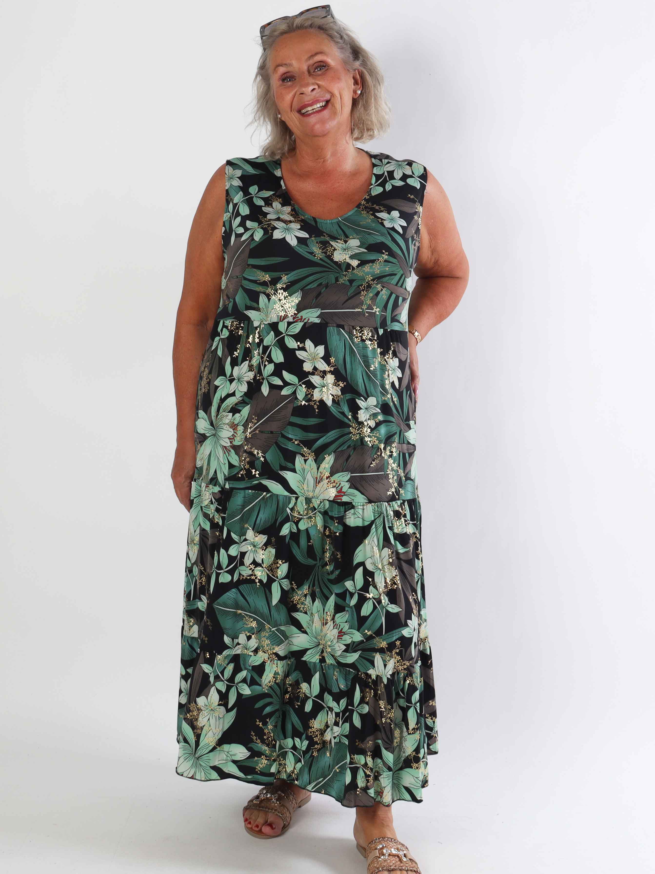Karini - Elastisk blommig plus size klännning med lager på lager look