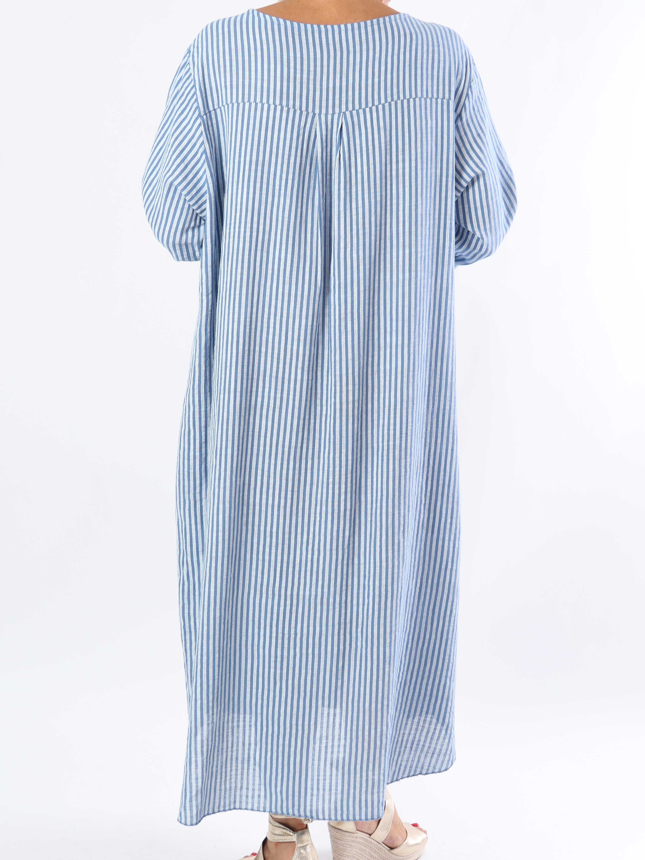 Arizona Stripe - Lång bomullsklänning i plus size i linne-liknande tyg