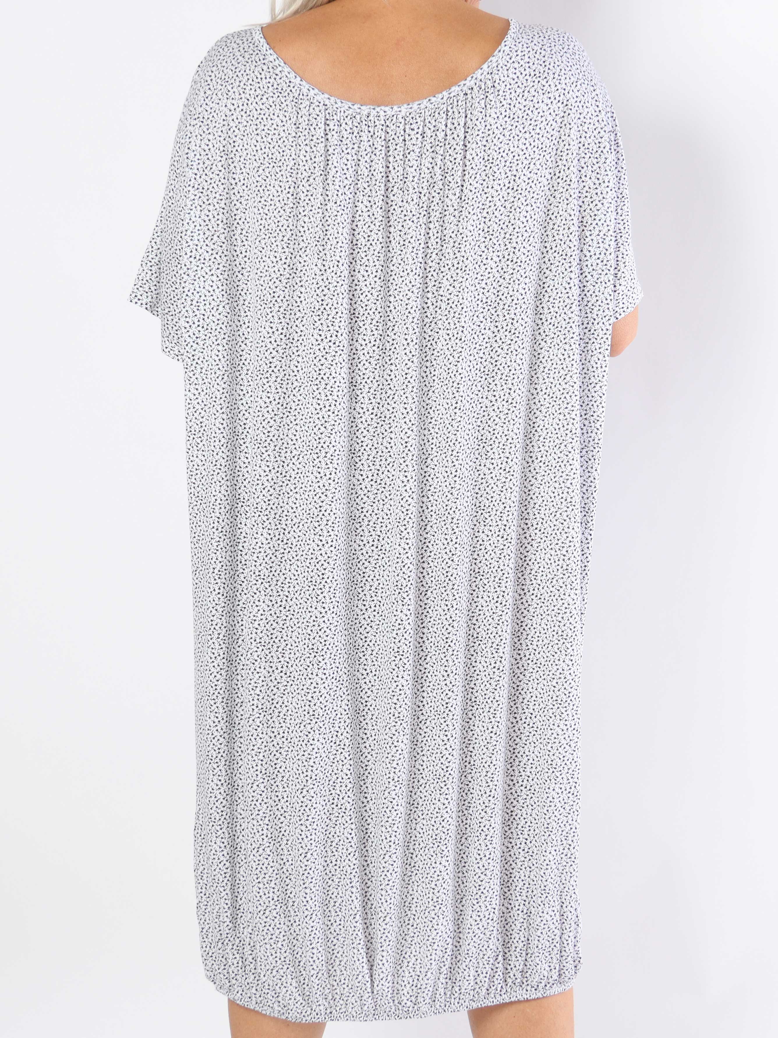 Miracle Flower Dress - Plus size-klänning i viskos med resår i nederkanten