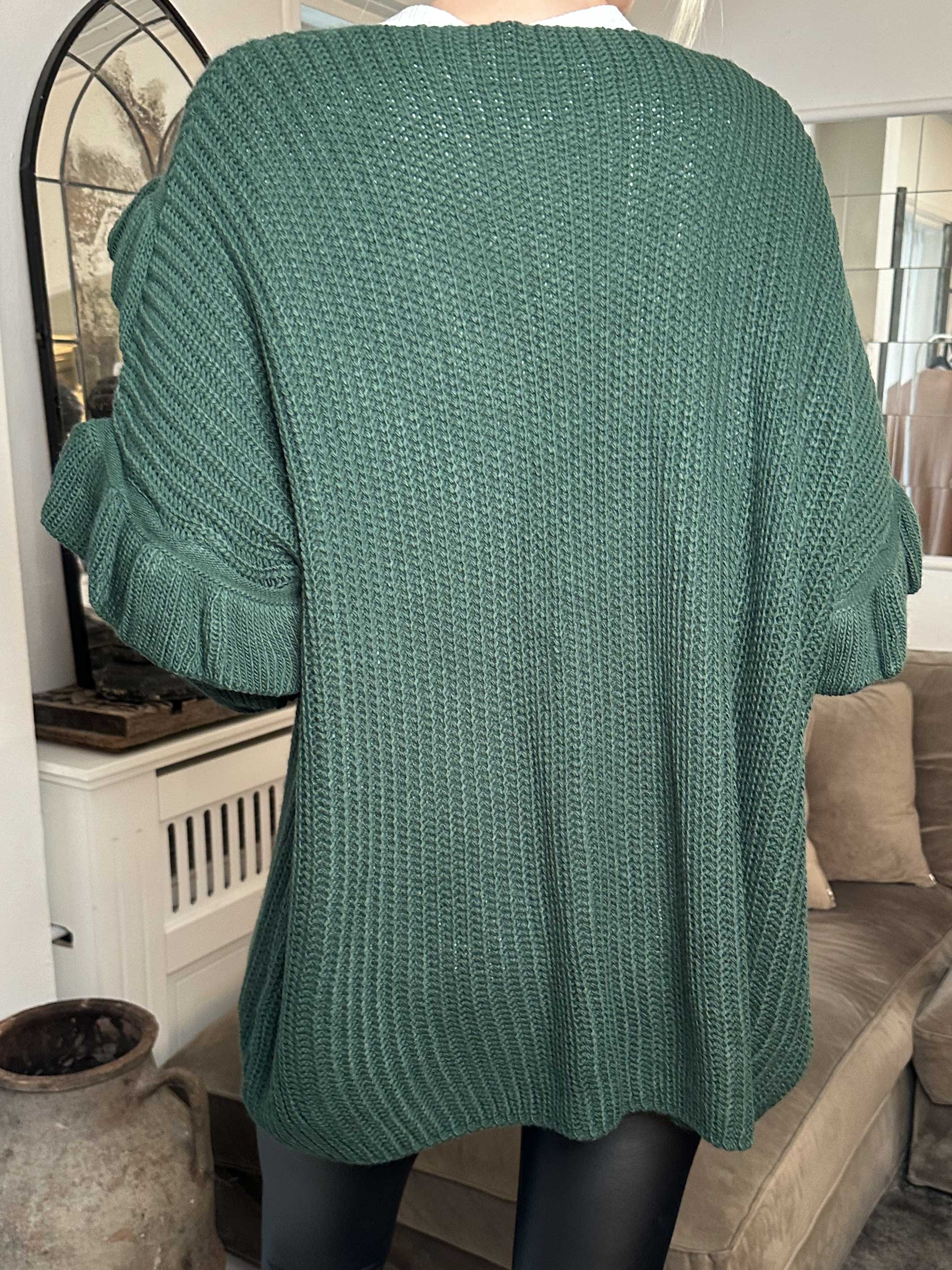 Ellis Cardigan - Fin stickad kofta med fina volangdetaljer