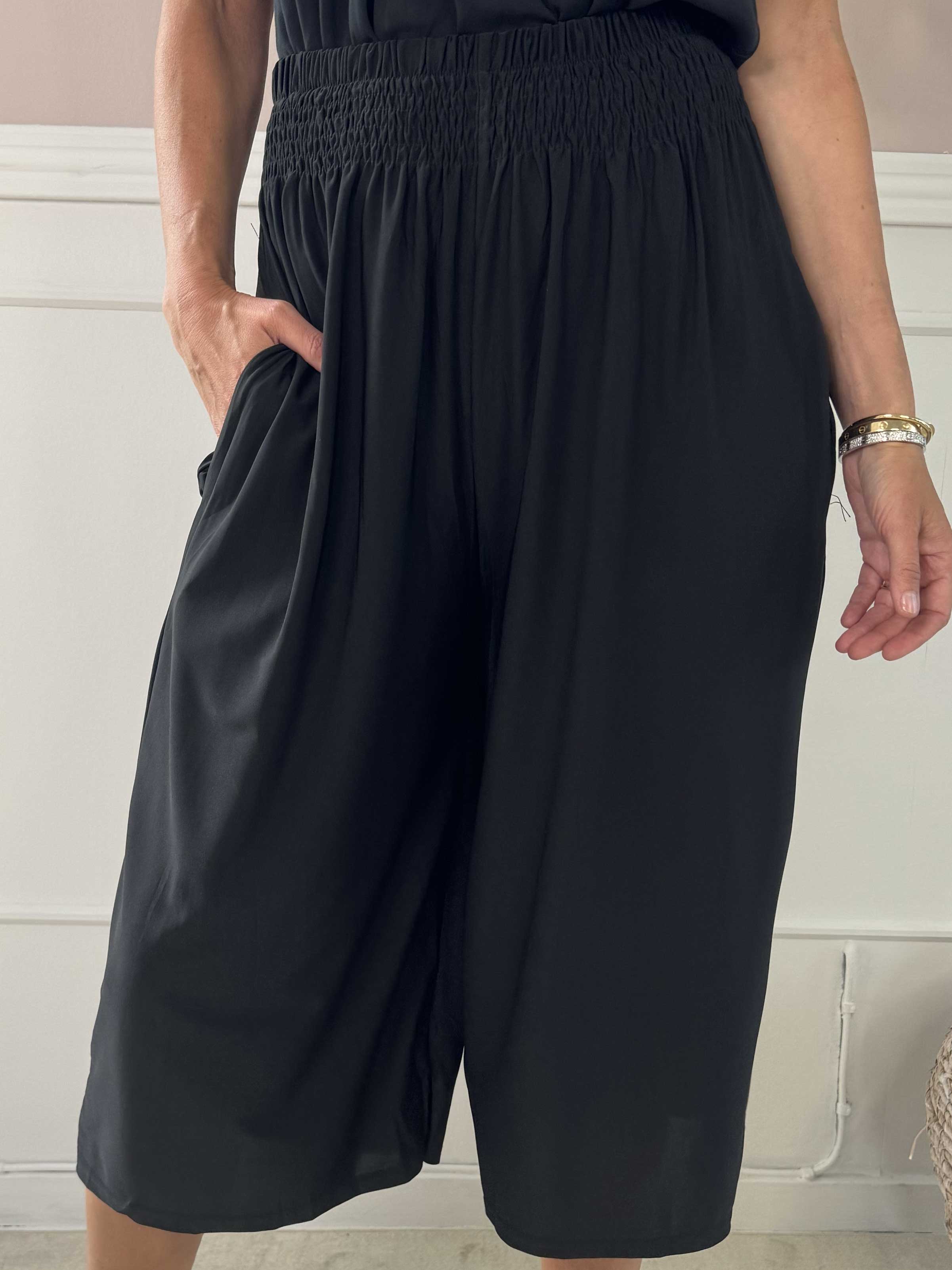 Pams Plain Knickers - Knickers i elastiskt tyg med resårkant