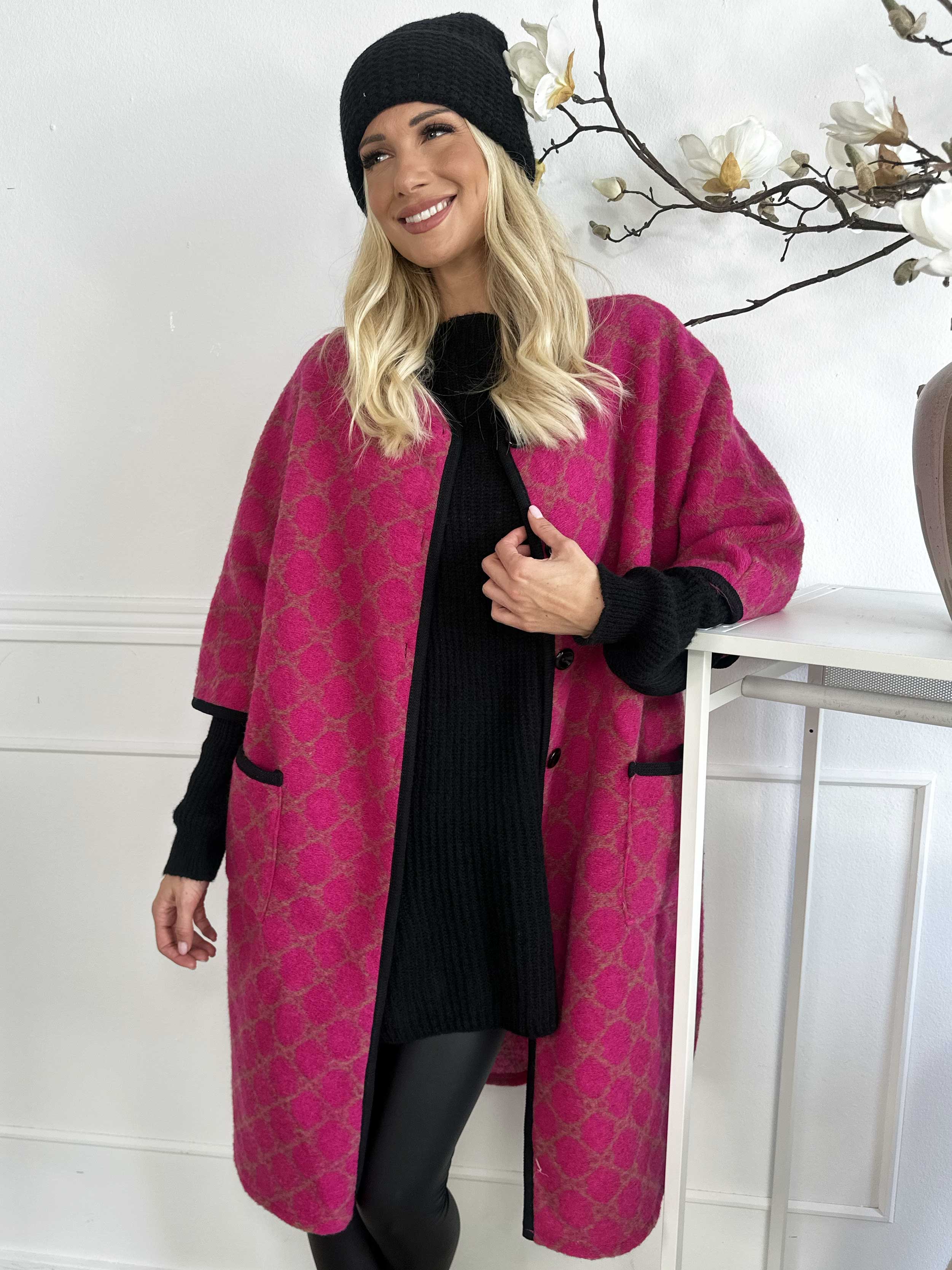 Arianna - Mönstrad kappa med ullfoder