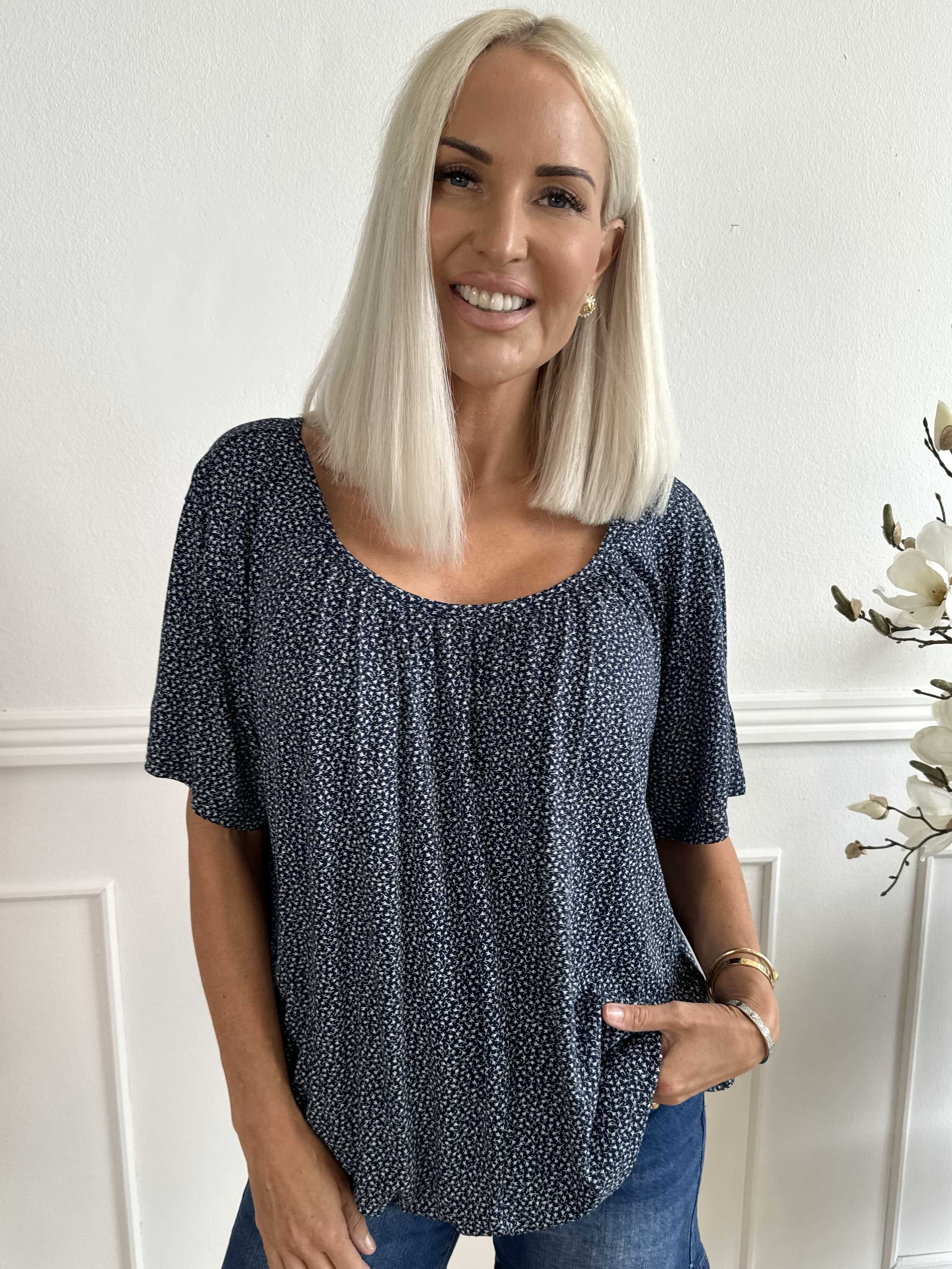 Miracle Flower T-shirt - Blus i viskos med resår nedtill