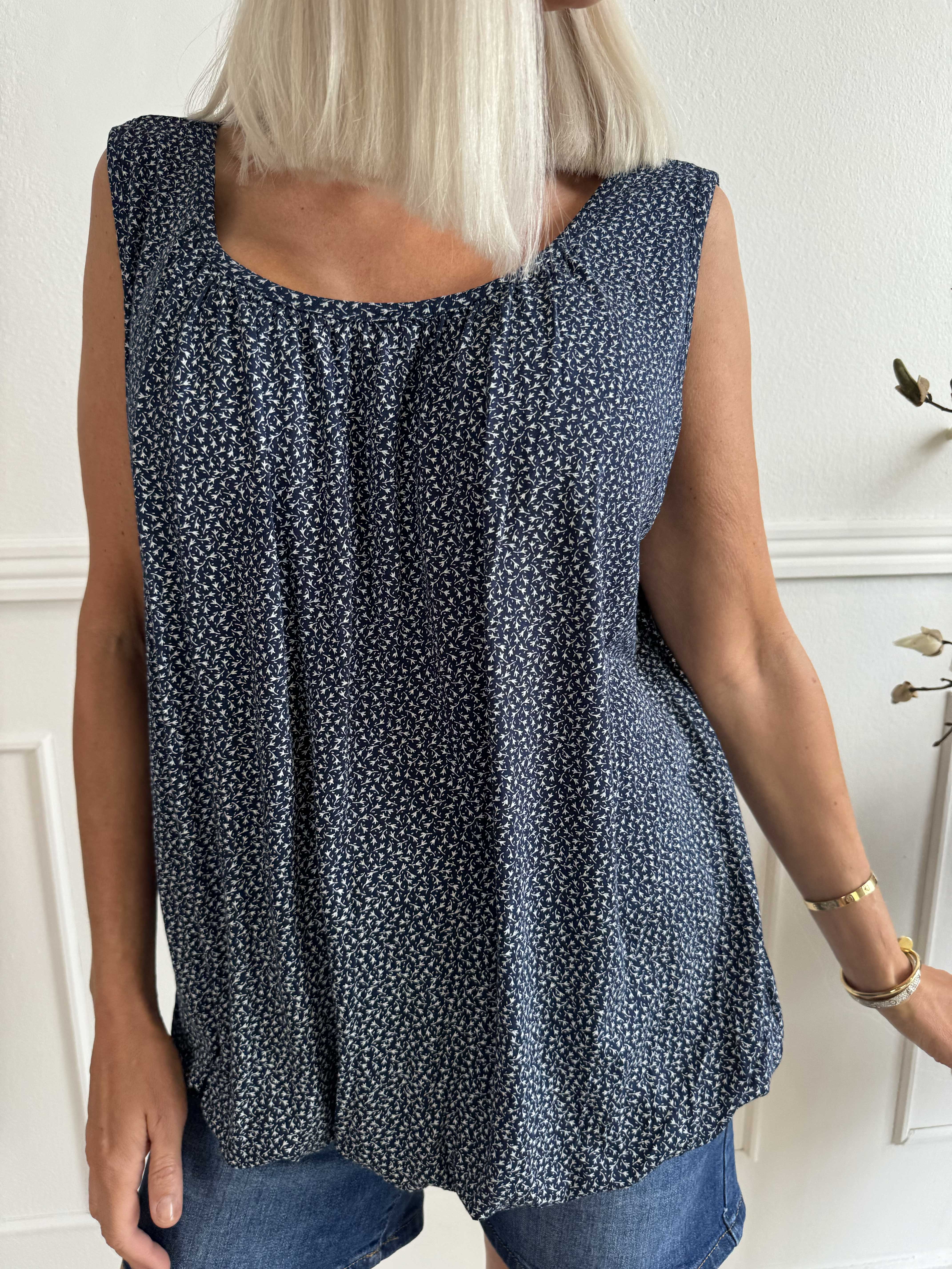 Miracle Flower Top - Top i viskos med resår nedtill