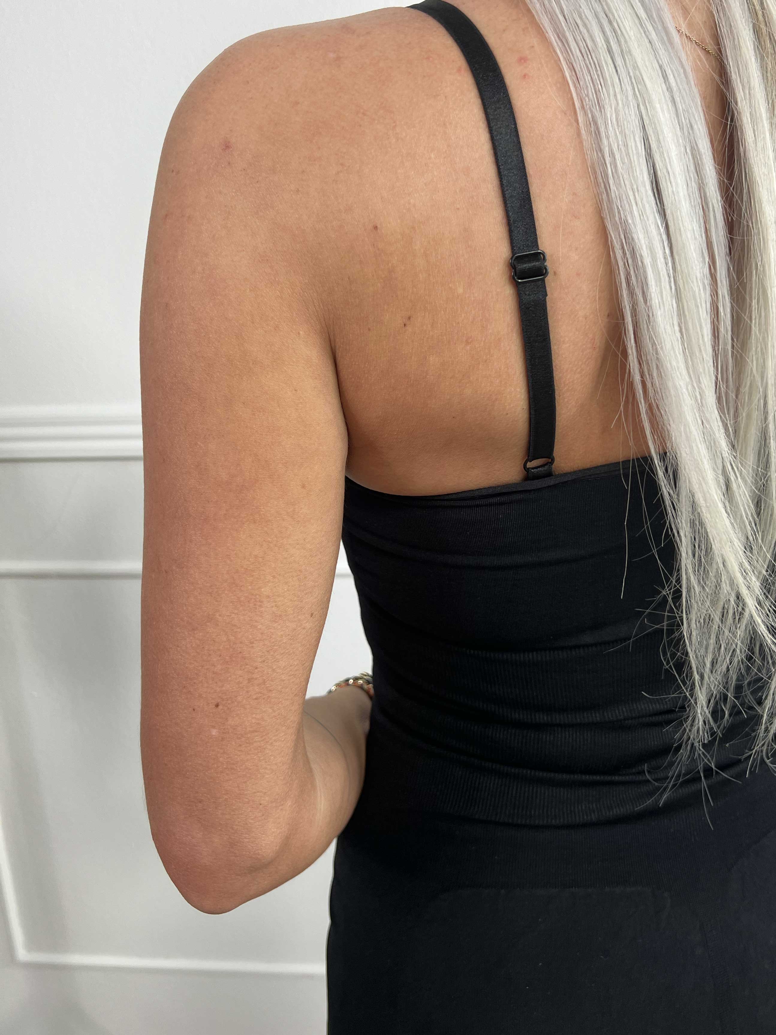 Shaping Bodysuit - Elastisk body med justerbara axelband